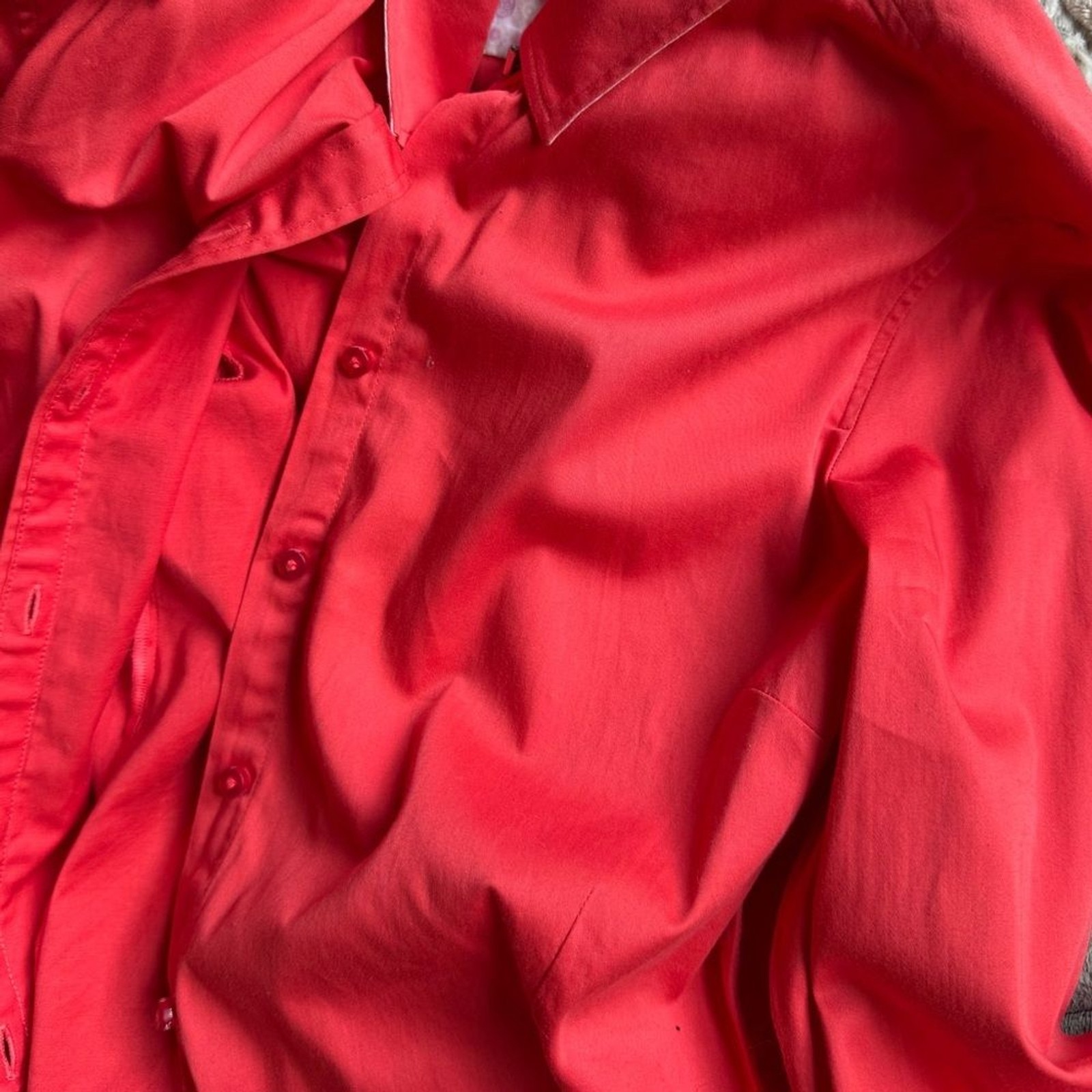 Robert Graham Coral Red Button Down Shirt w/ Pink Purse Button | Mob Wife Office