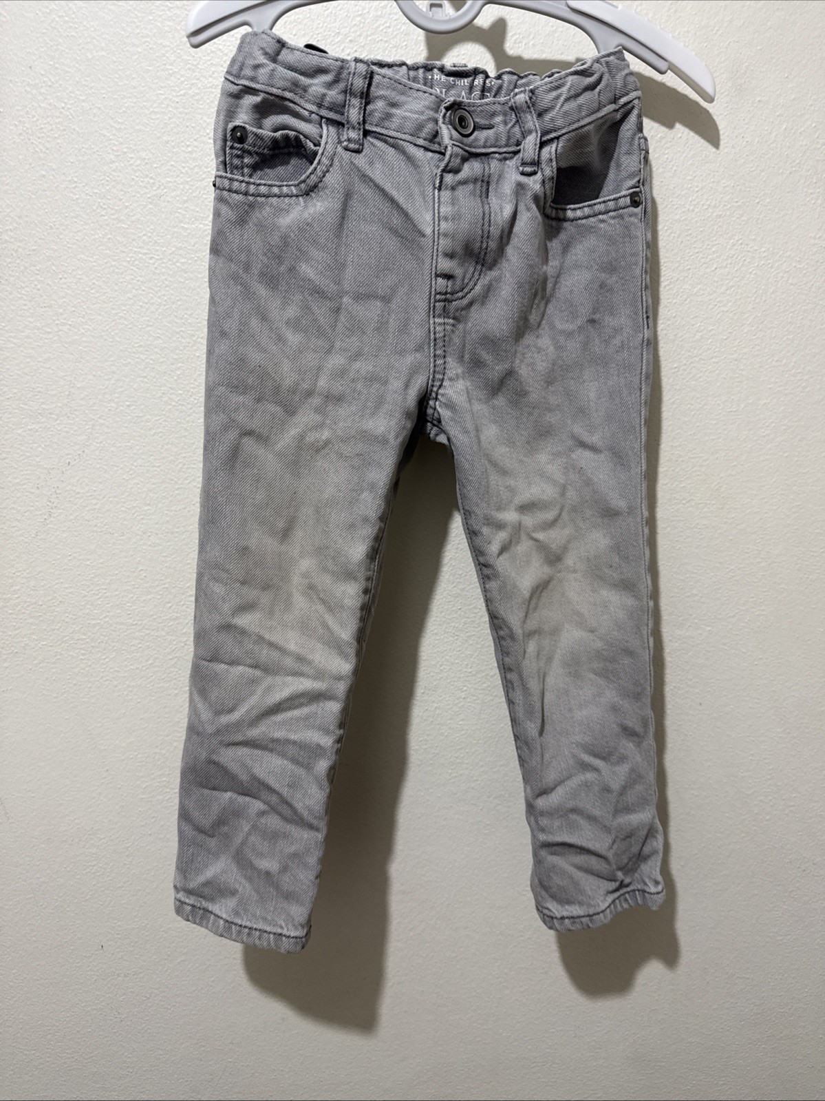 14 pants brands listed below , 2 sets and shorts boys size 3T