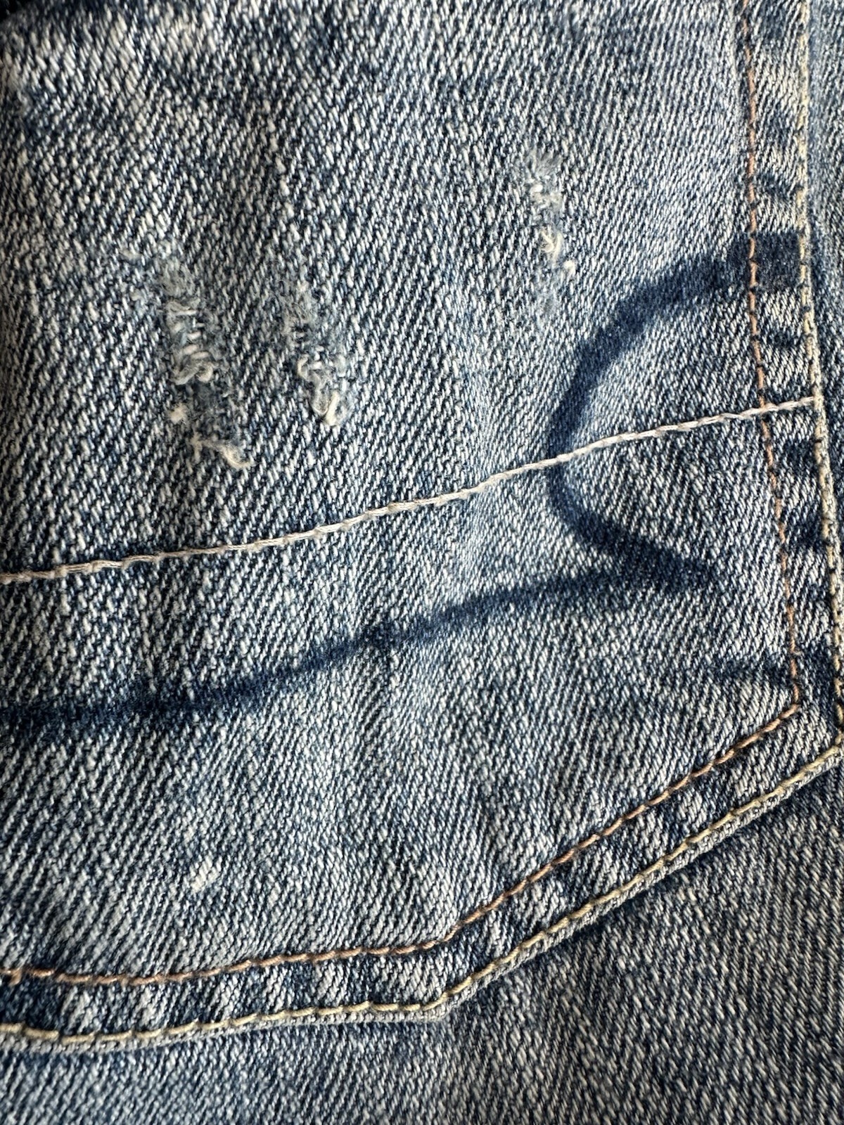 American Eagle Distressed Cut Off Jean Shorts Women’s Size 2 * See Details*