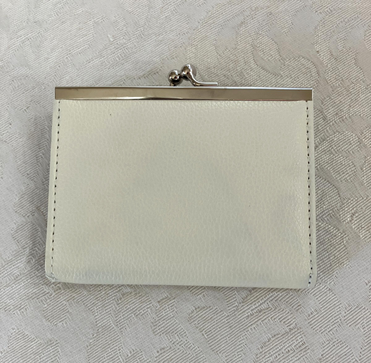 Bulle de Savon Women’s Wallet Japanese Magazine Promo 4.5 inches x 3.5 inches