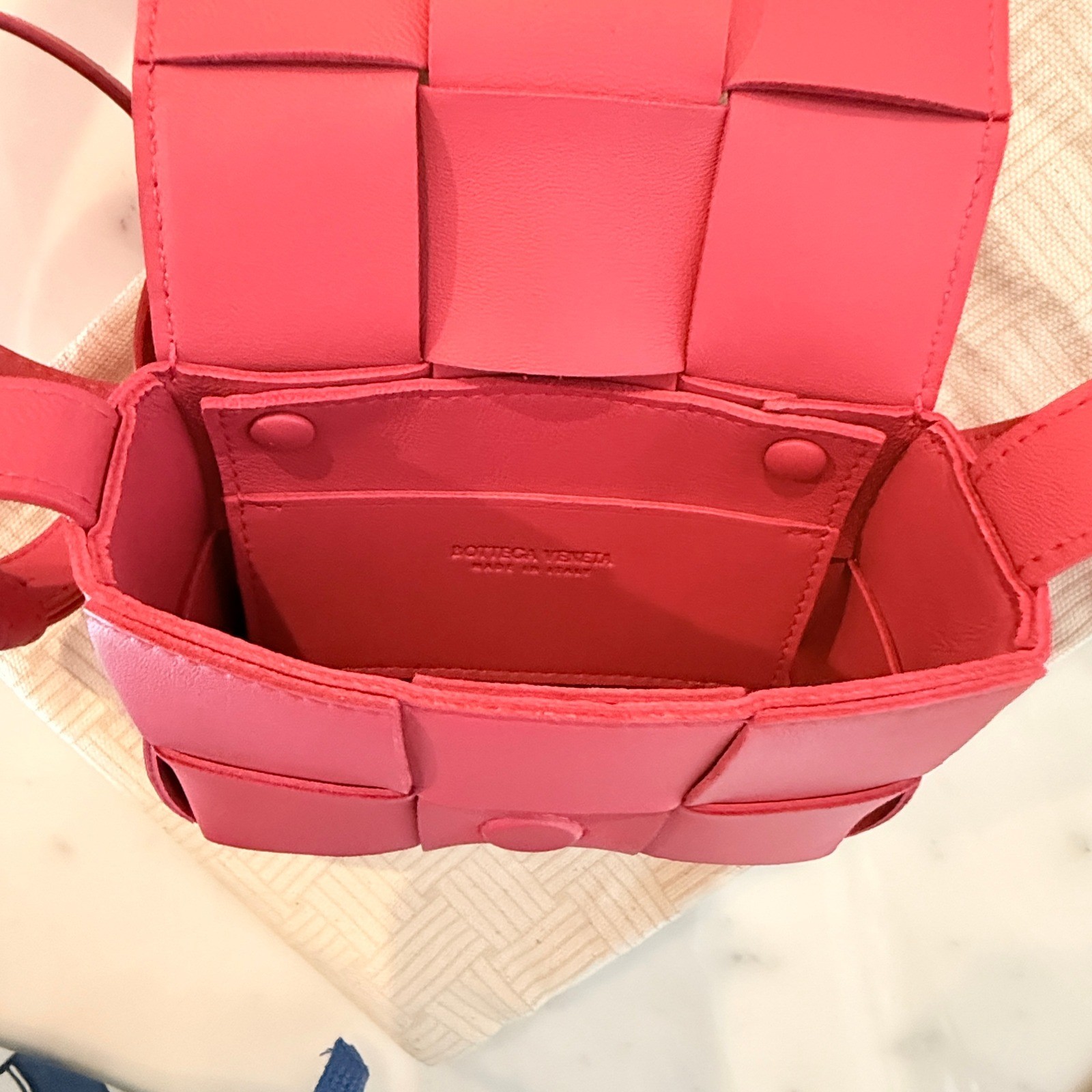 Bottega Veneta Cassette Wallet on Strap Pink Lambskin Maxi Intrecciato Bag NWT
