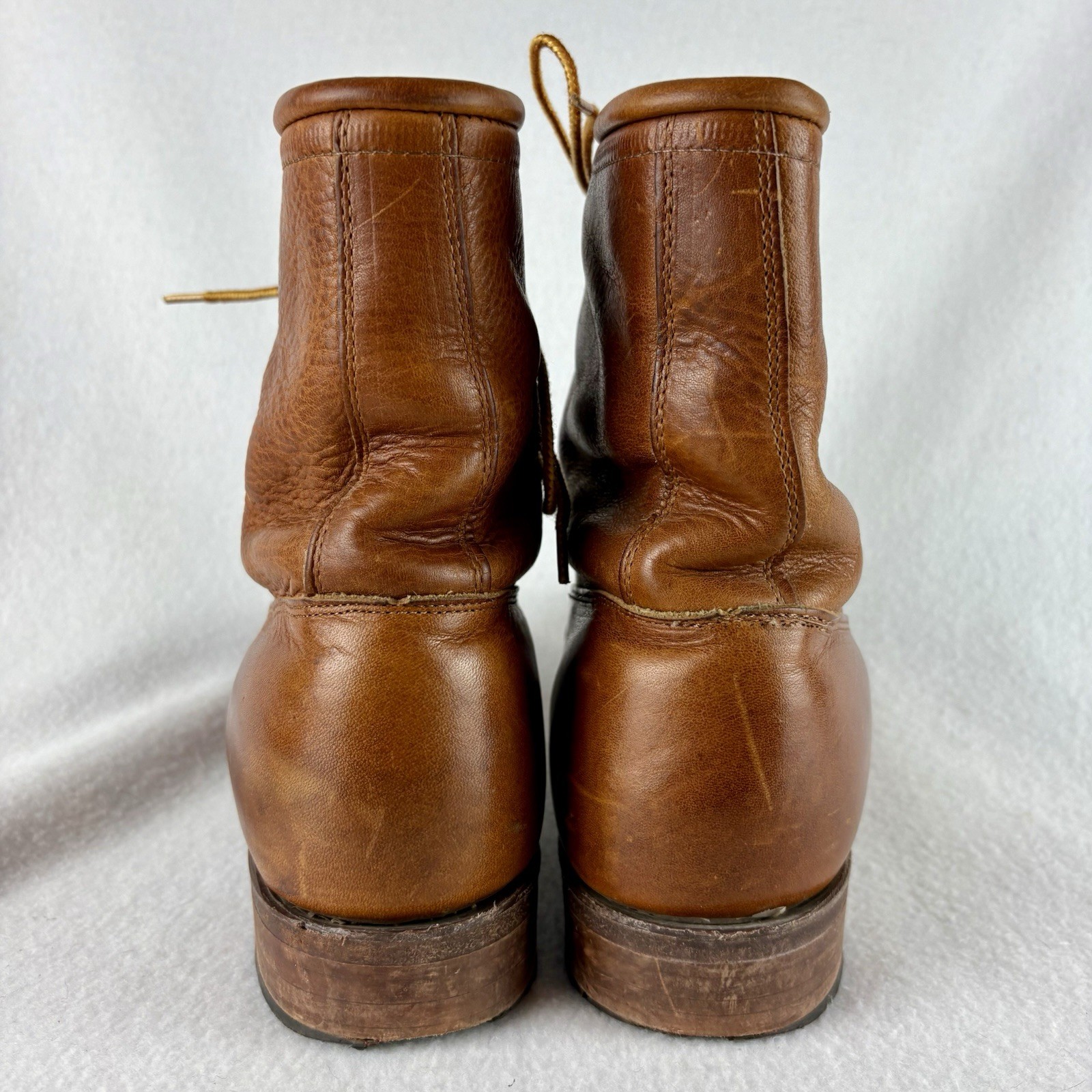 VTG J. Chisholm 9.5D brown leather packer / work boots USA Made
