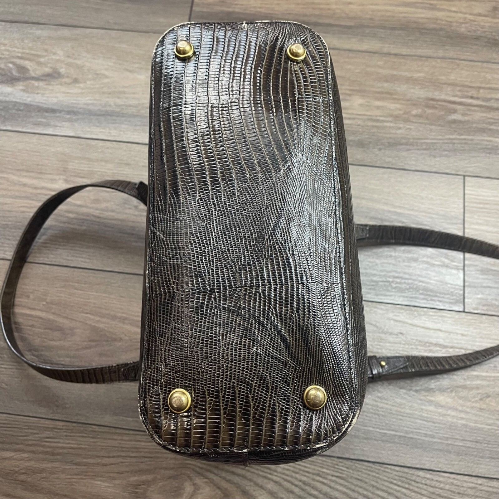 Brahmin Gold Medium Asher Tote Croc-Embossed Leather 16″ W X 10.25″ H X 5″ D FLA