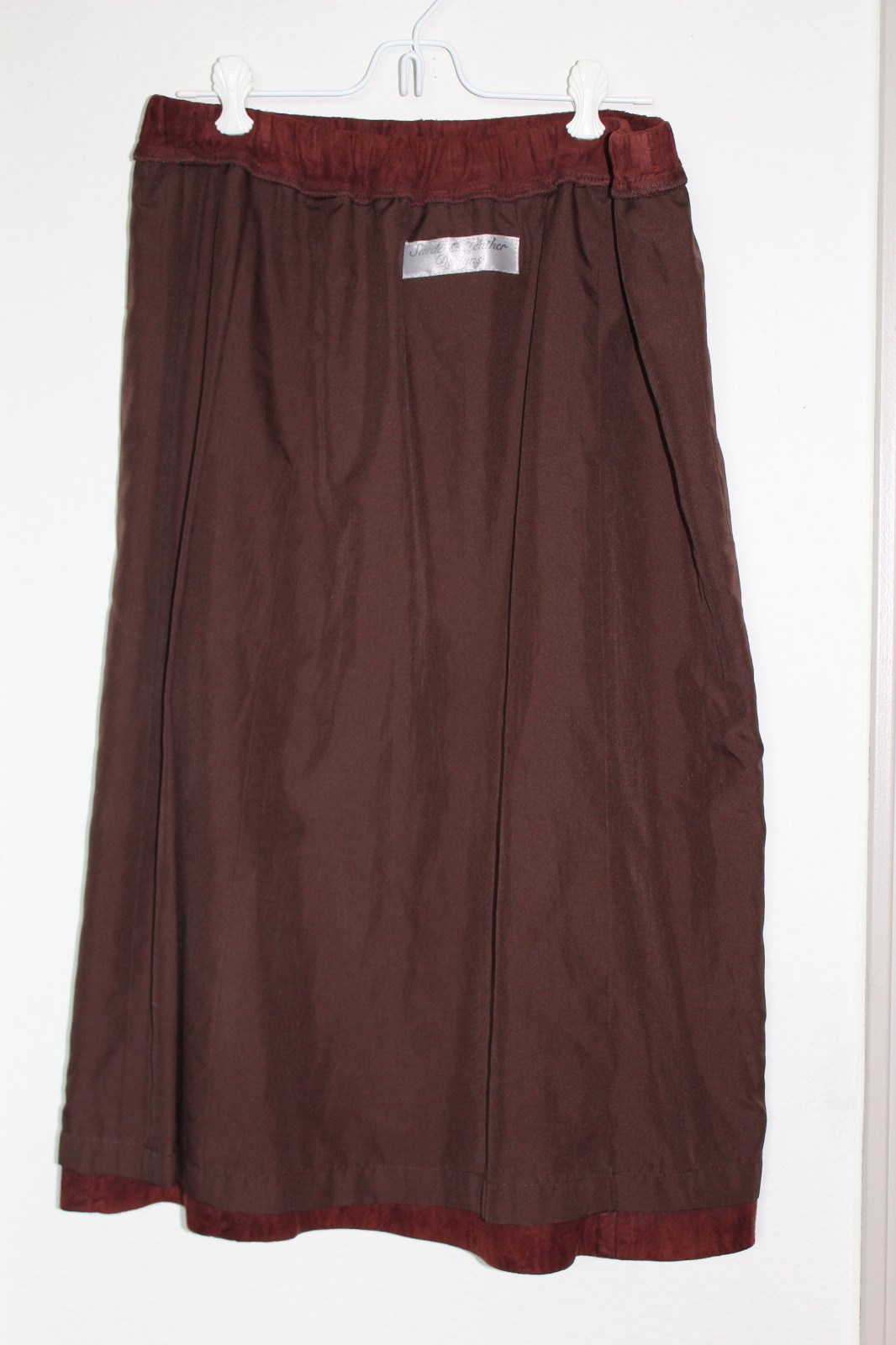 VTG 80s Suede Leather Designs Brown Burgundy Midi Skirt Chevron Panel Elastic L