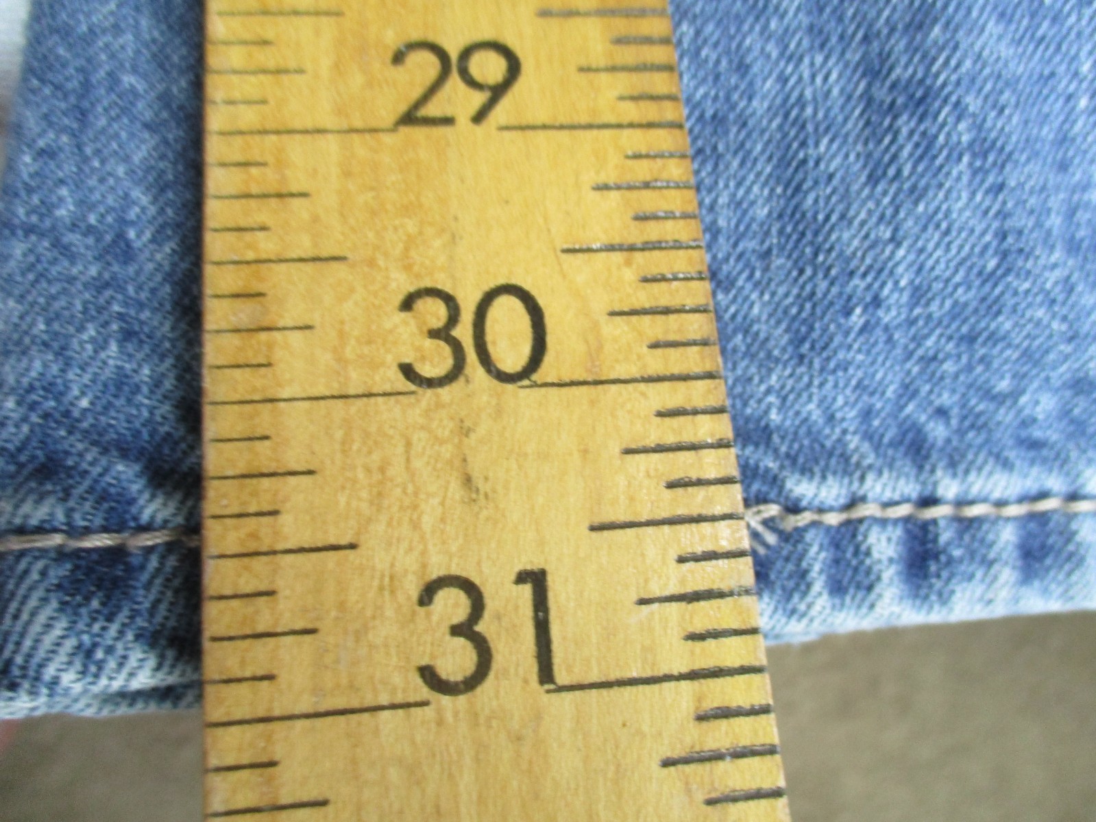 Ariat M2 Denim Jeans Men’s 40×32 Blue Relaxed Boot Cut Med Wash Whiskers Stained