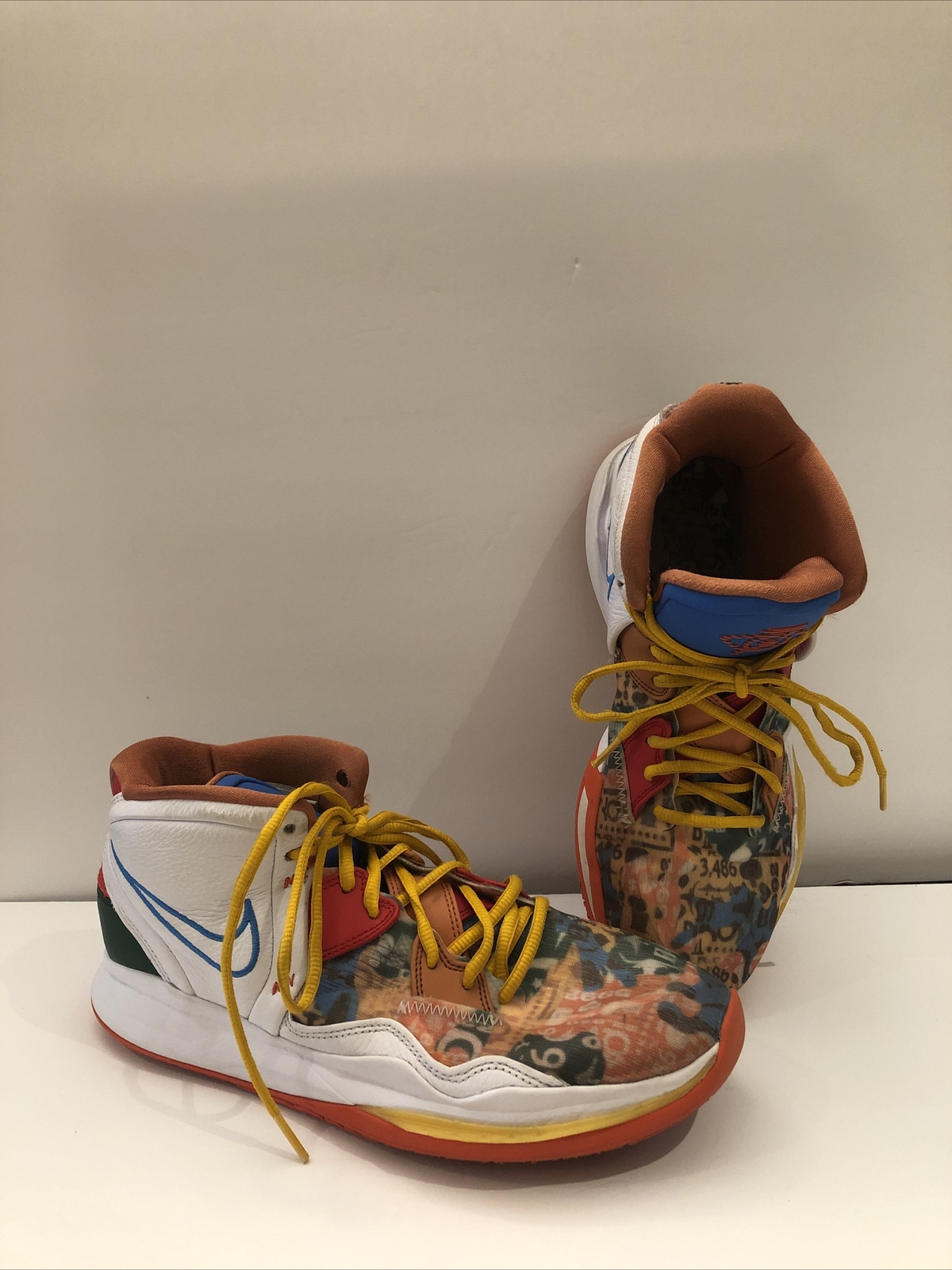 Kyrie Irving & Kevin Durante Size 11 ~Nike Sneakers White With Multi Colors GUC