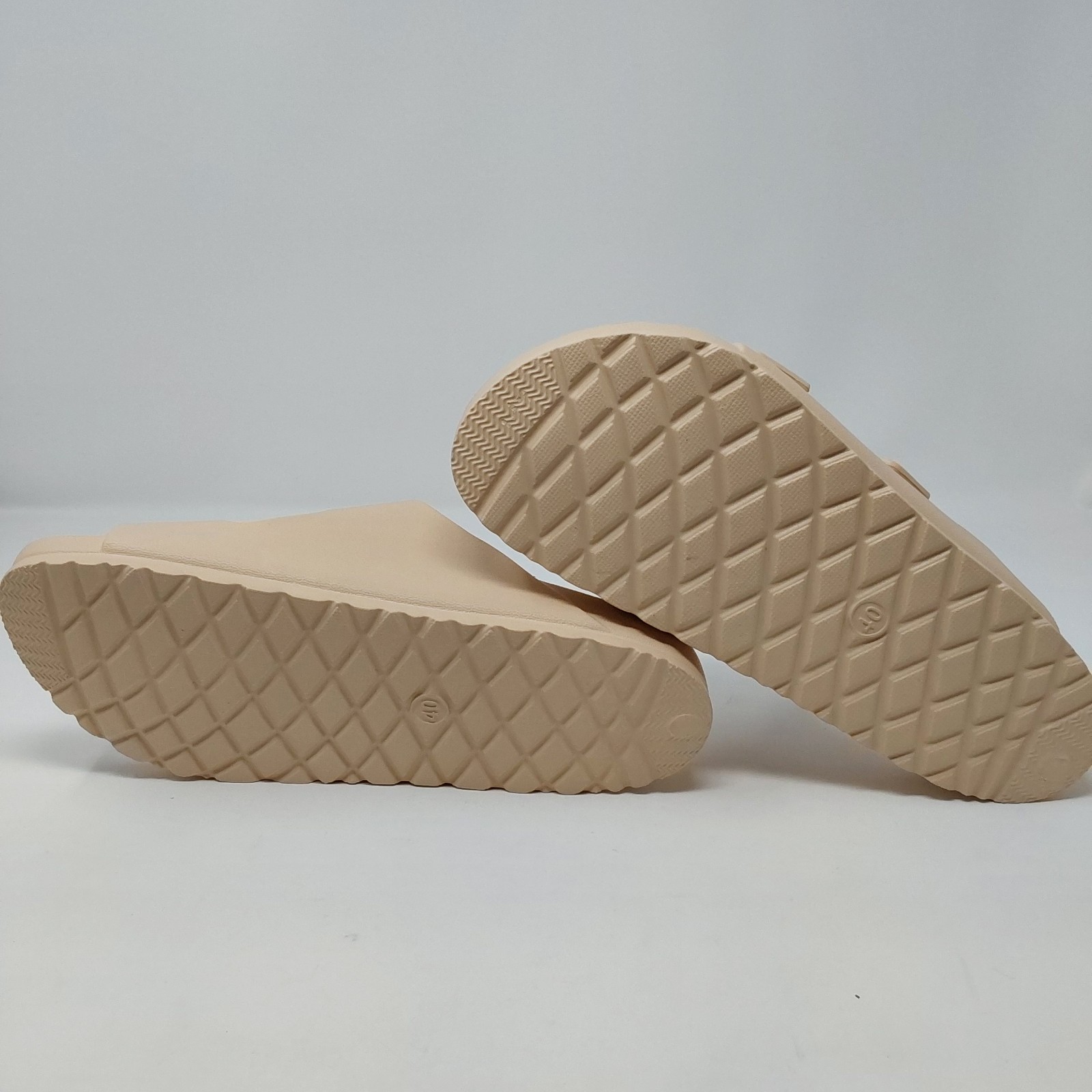 Women’s Double Buckle Comfort Slide Sandals Beige Size EU 40 US 9-9.5