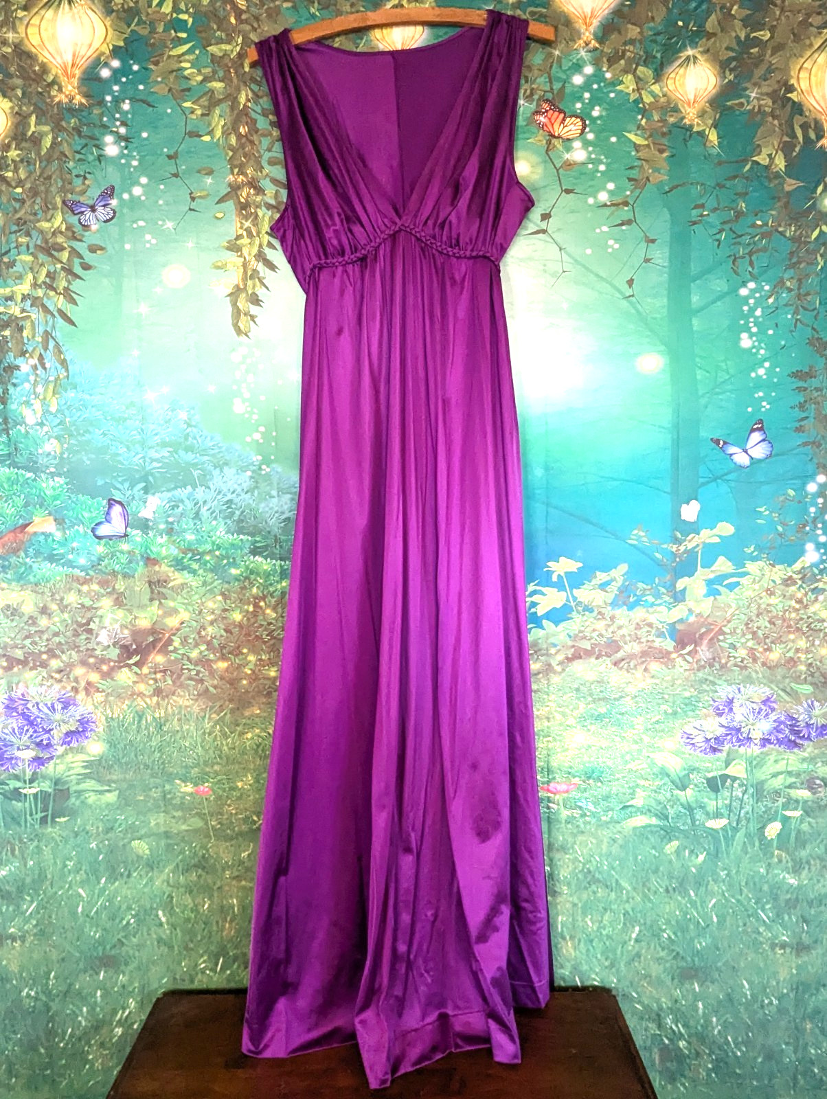 VTG Vanity Fair Silky Nylon Nightgown Braided Tie Back 34 Goddess Purple (203)