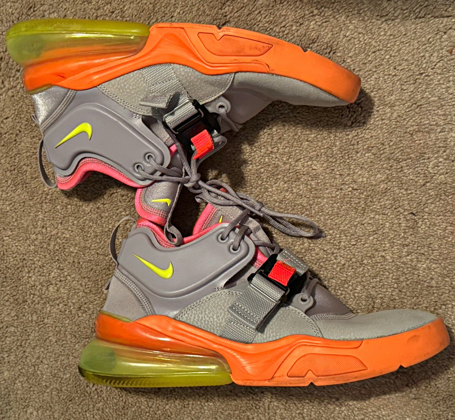 Nike Air Force 270 Gray Orange Neon Pink Men’s Mid Lace Up Strap Sneaker Size 8