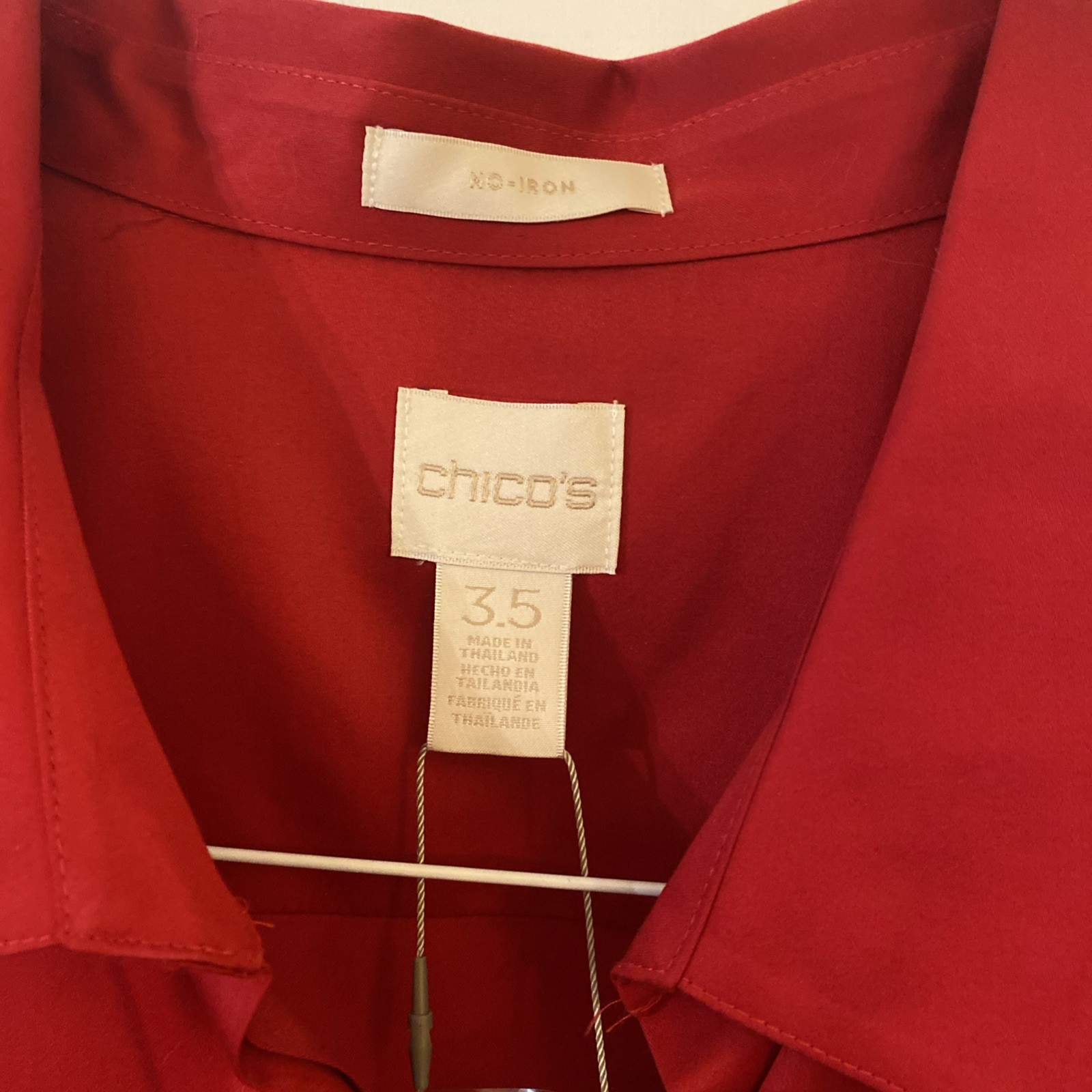 Chicos Shirt Size 3.5 (18) Red 3/4 Sleeve No Iron SateenButton Up Career Office