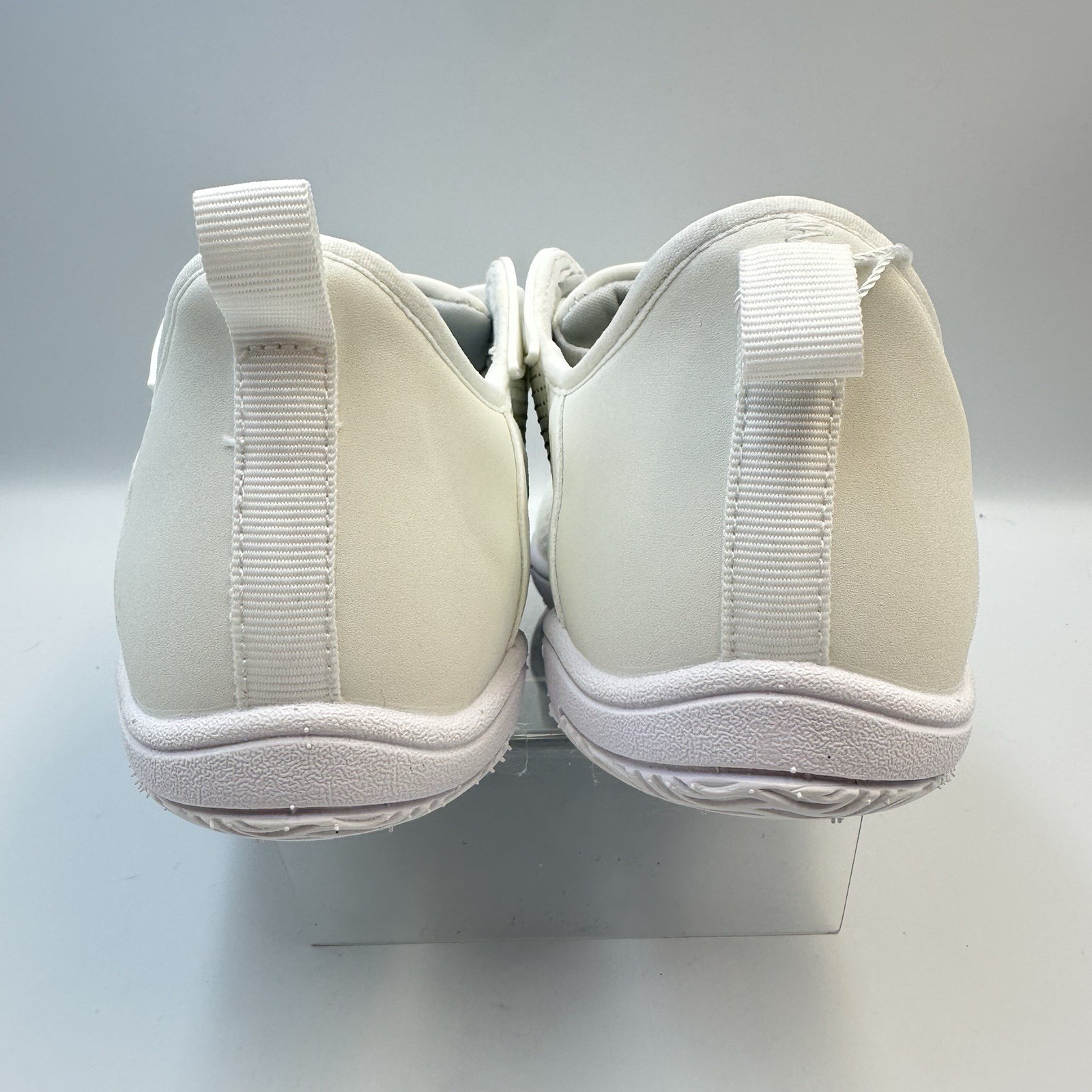 Hike Footwear HF Stride White Gray Sneaker EU 42 M 9-9.5 W 11-11.5 Ltwt Natural