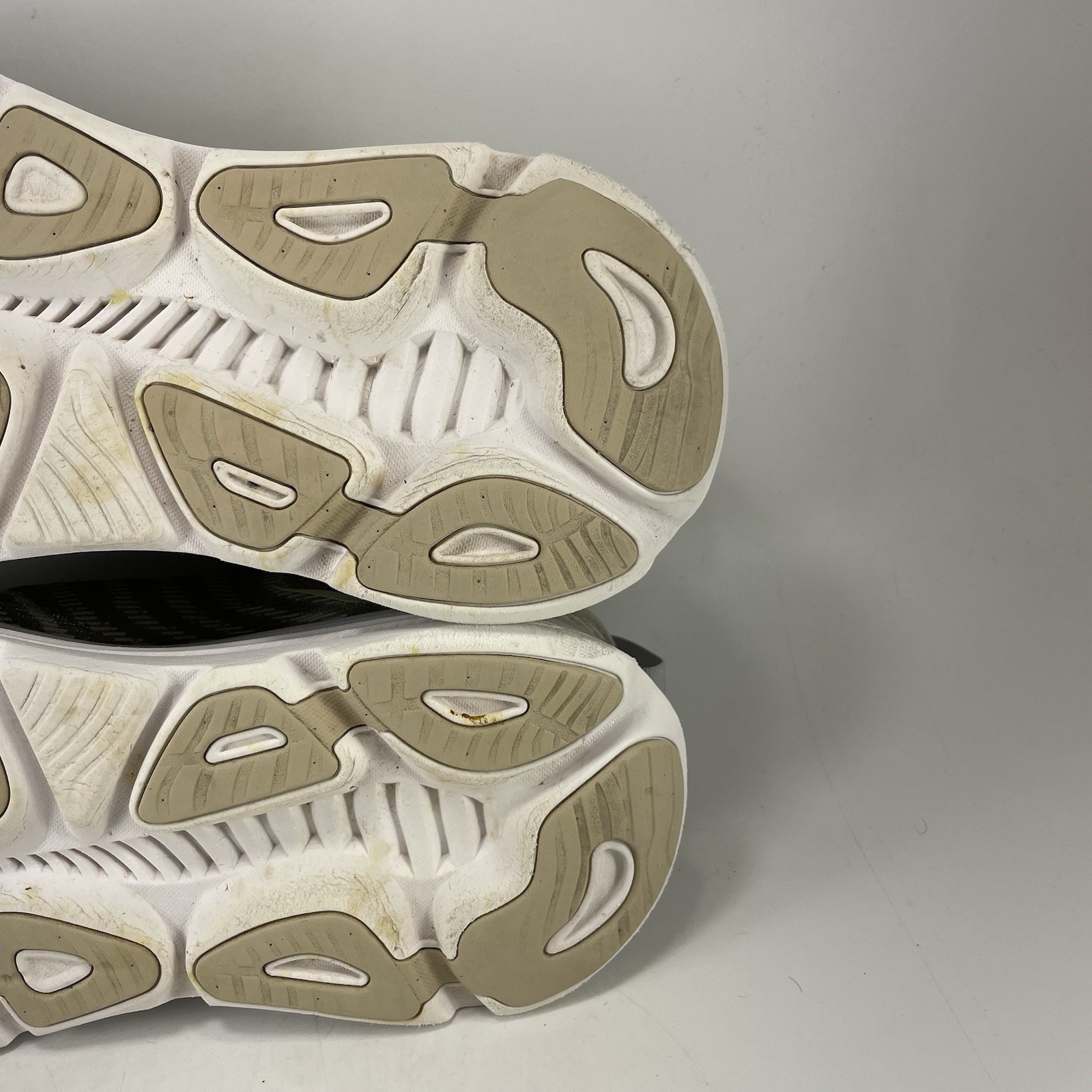 Hoka One One Gaviota 5 Barley/ Oat Milk Running Shoes Mens Size 12.5 2E Wide EE