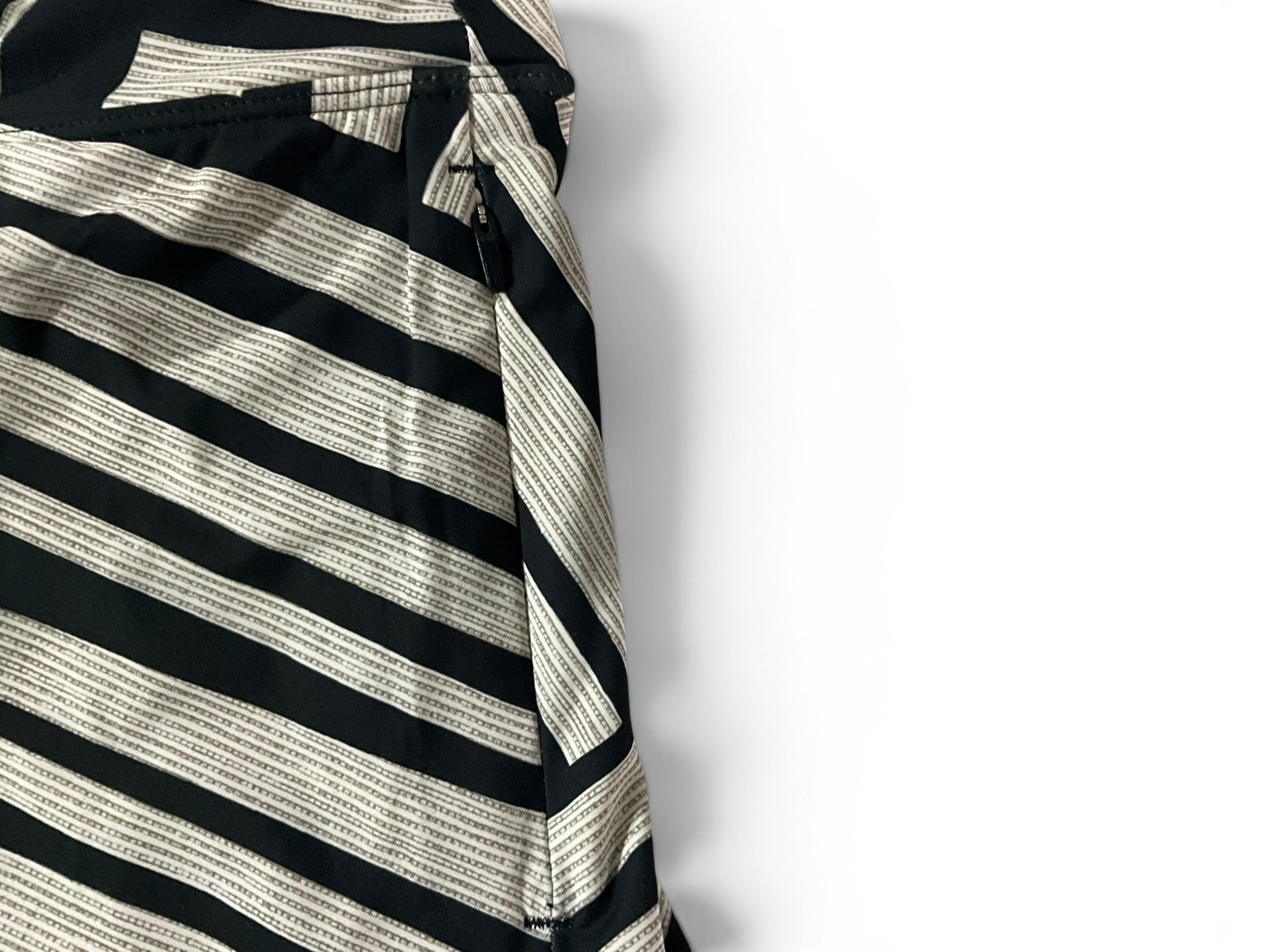 Women’s Calia 15″ Eagle Skort – Graphic Grid Black – Size XS