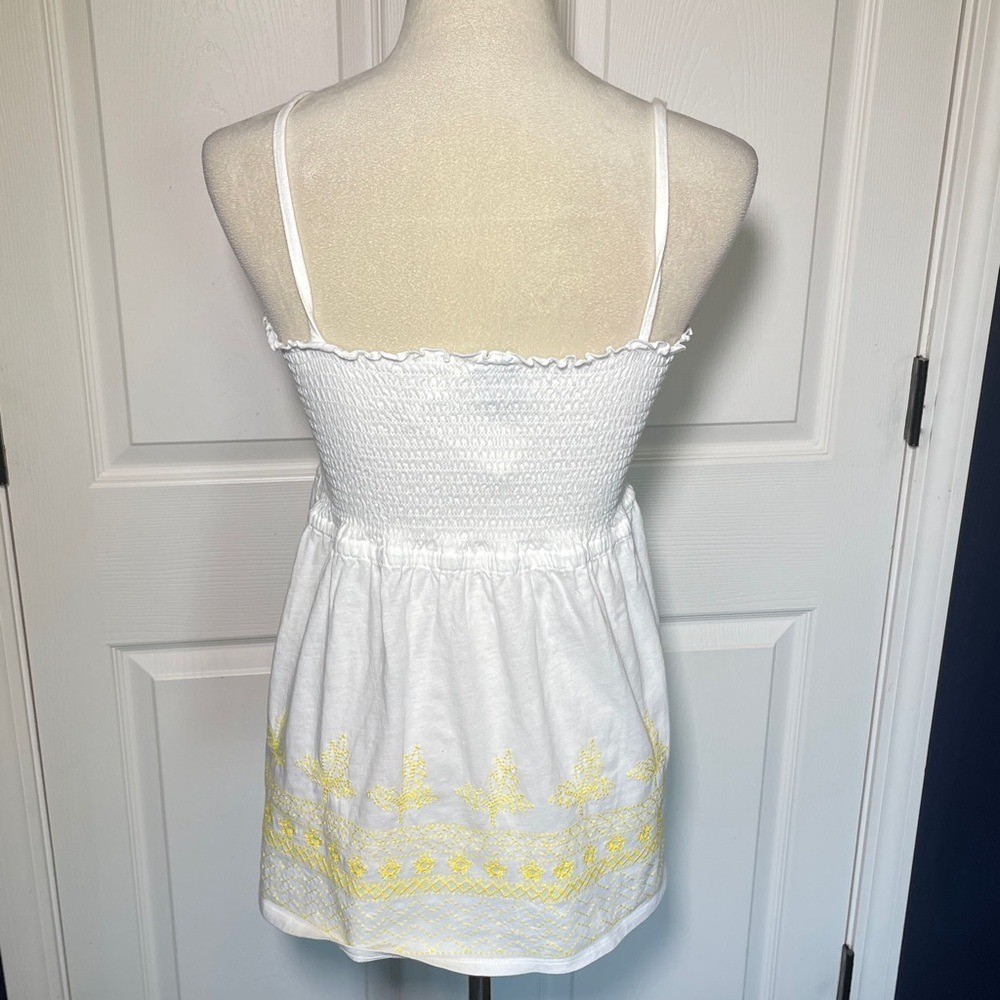 NWT Vintage GAP White Smocked Camisole Tank with Yellow Embroidery Size Large