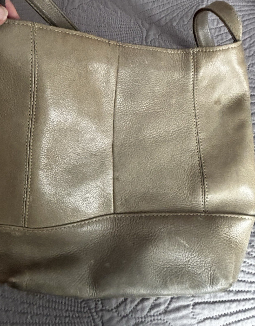 Le Donne Collection Olive Green Soft Leather Bucket Shoulder Bag Vintage