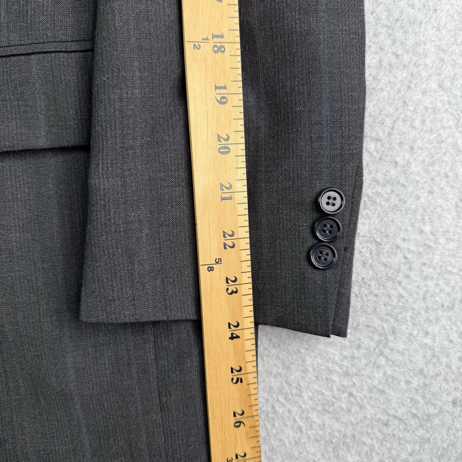 40R Towncraft Worsted Wool Blend Suit 2-Piece Men’s Charcoal Striped 34Wx30L