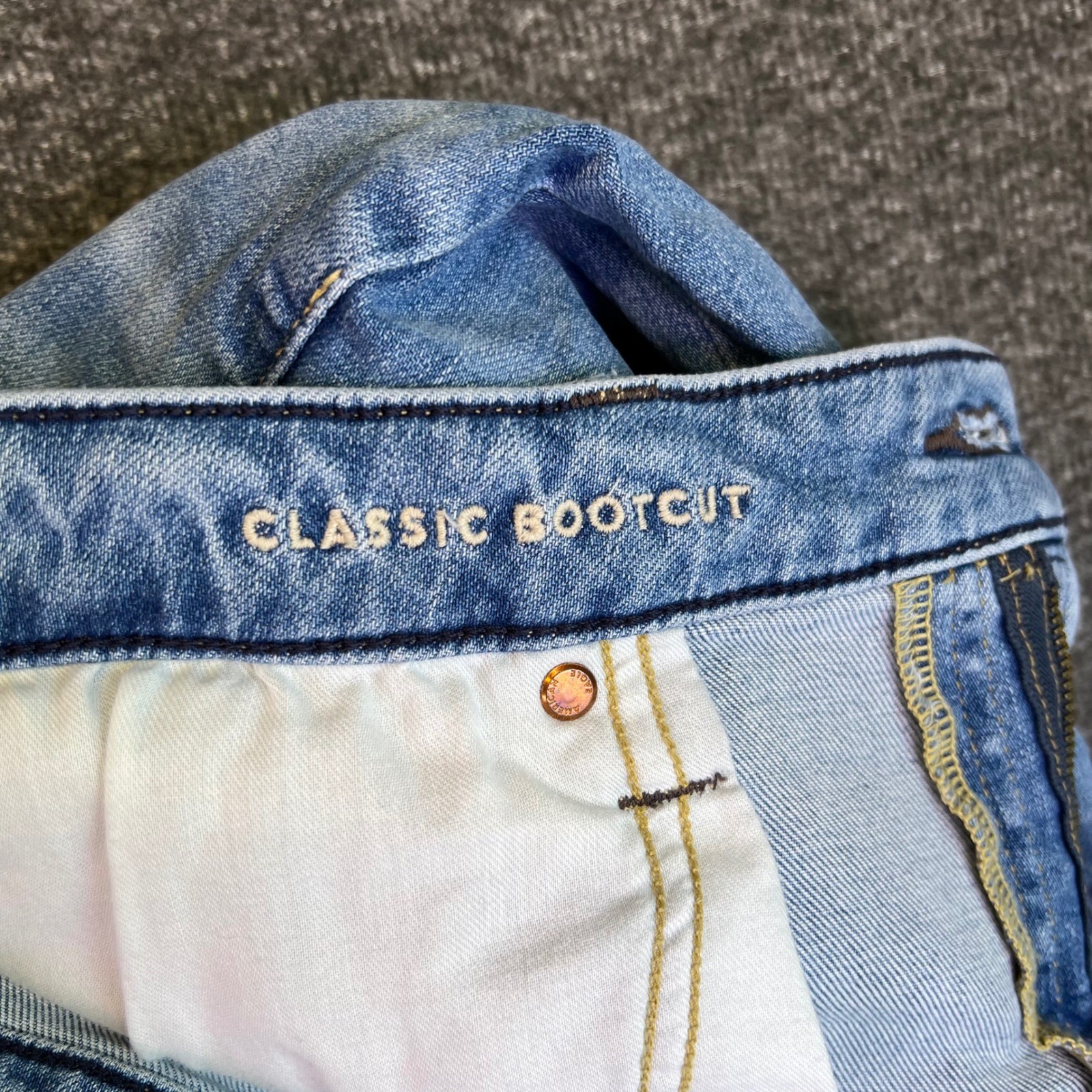 American Eagle Jeans Mens 36×32 Light Blue Western Bootcut Airflex+ Denim Y2K