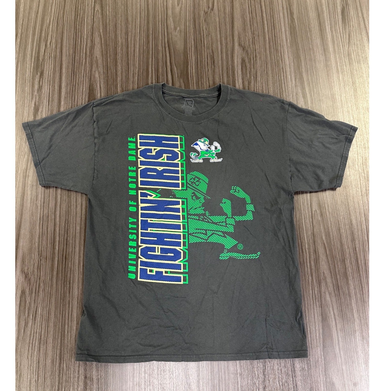 ProEdge Notre Dame Fighting Irish T-Shirt Mens Large Gray Graphic NCAA Tee