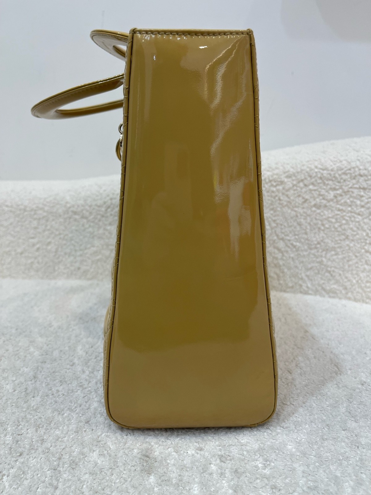 Dior Pre-Owned Authentic Luxury Handbag Yellow 32*25*11 Free Tracked Shipping