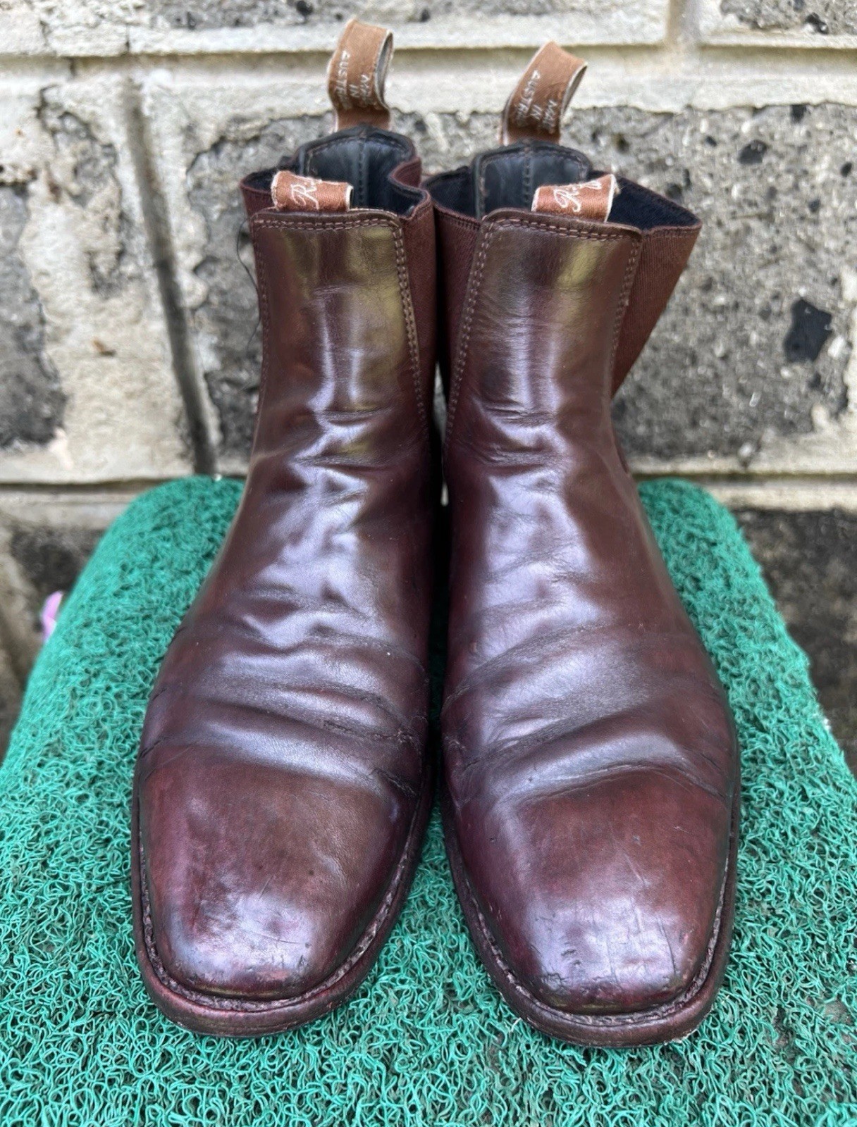 RM Williams 7.5 Comfort Craftsman Brown Leather Slip-On Chelsea Boots