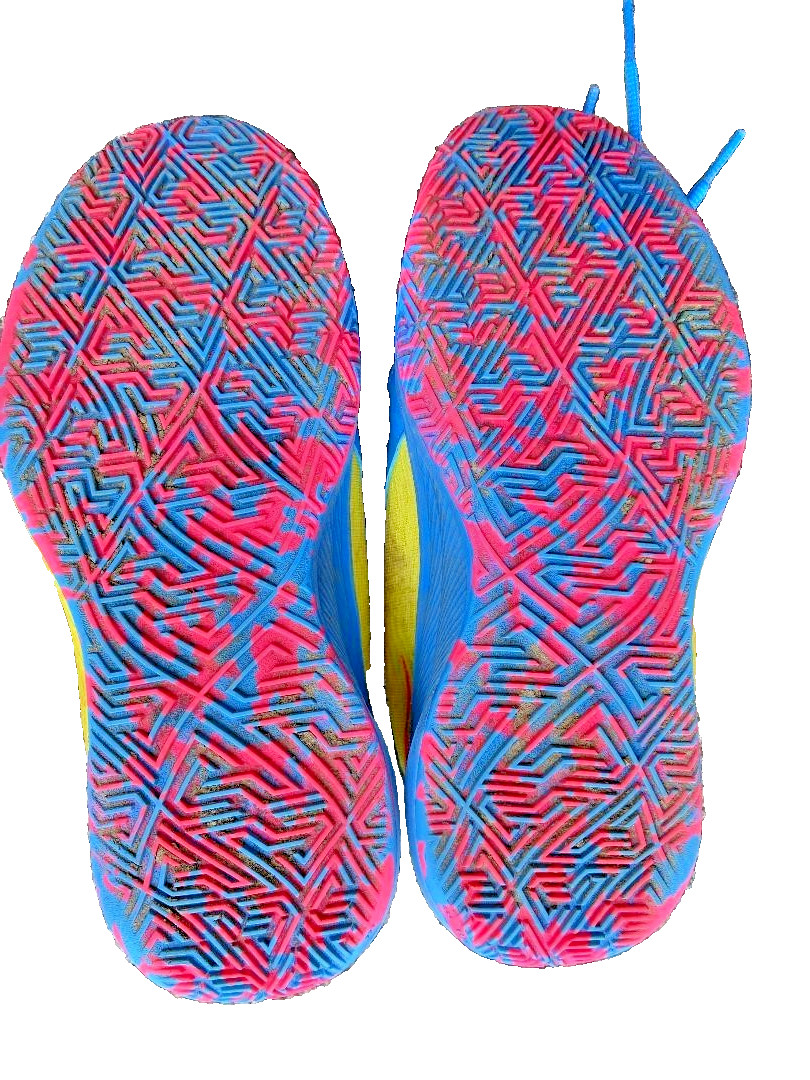 Size 6.5Y- Candy Funhouse x Nike Giannis Freak 6