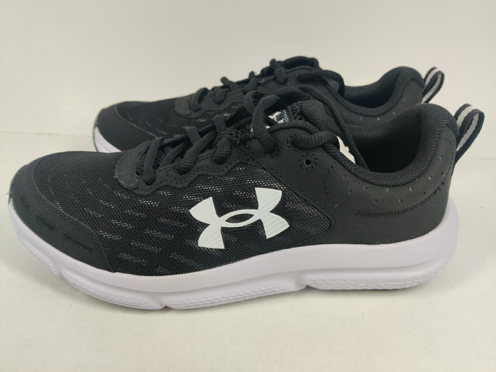 Under Armour 3026175 Men’s 7 UA Charged Assert 10 Running Athletic Shoes