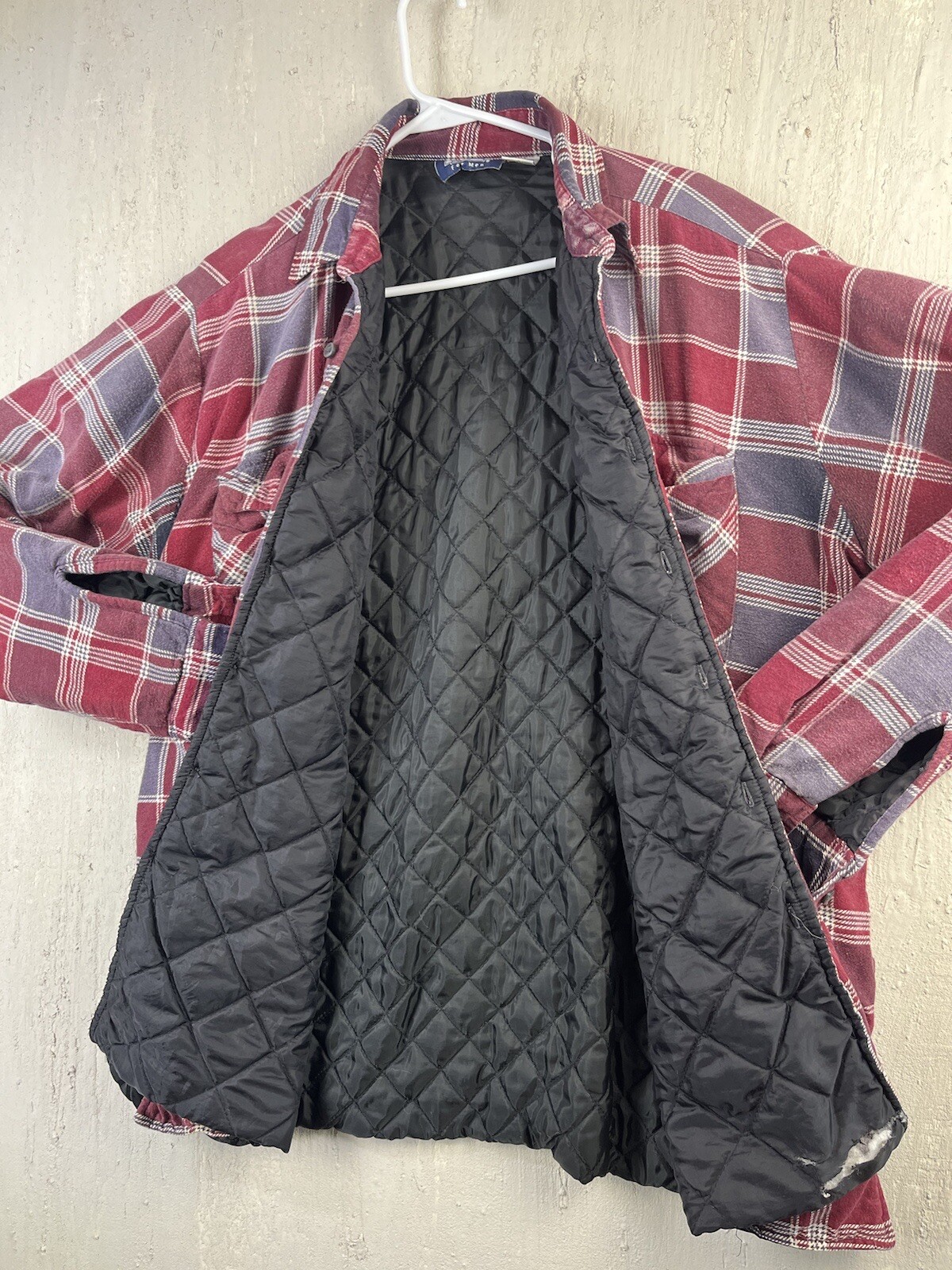 Premier Red Plaid Men’s Size X-Large Button Up Distressed Trucker Jacket