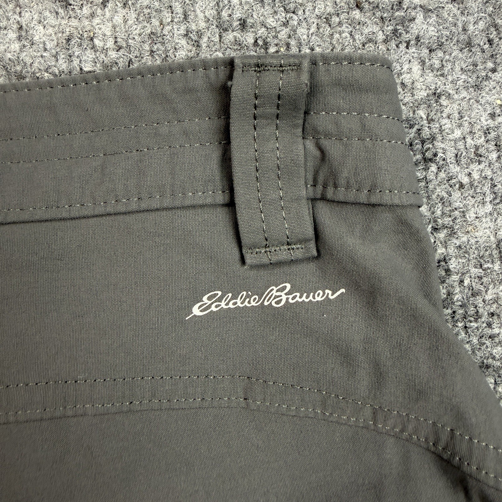 Eddie Bauer Rainier Capri Pants Womens 12 Gray Stretch Hiking Fishing Travel