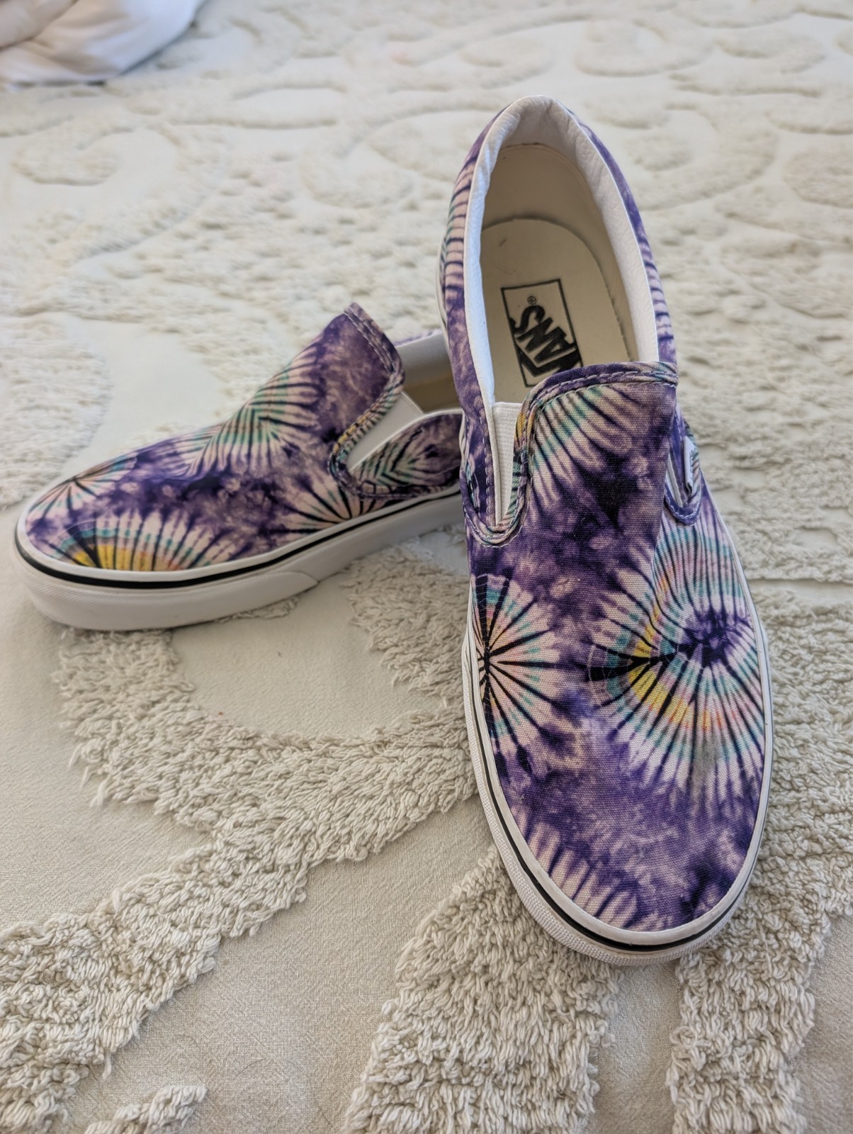Vans New Age Purple Men’s Slip Ons – Size 10 (EU 43)