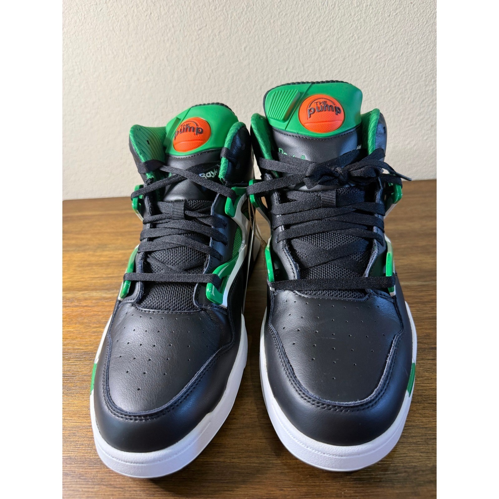 Reebok Pump Omni Zone II Mens 10.5 Black Green New GX3779 Hexalite Basketball
