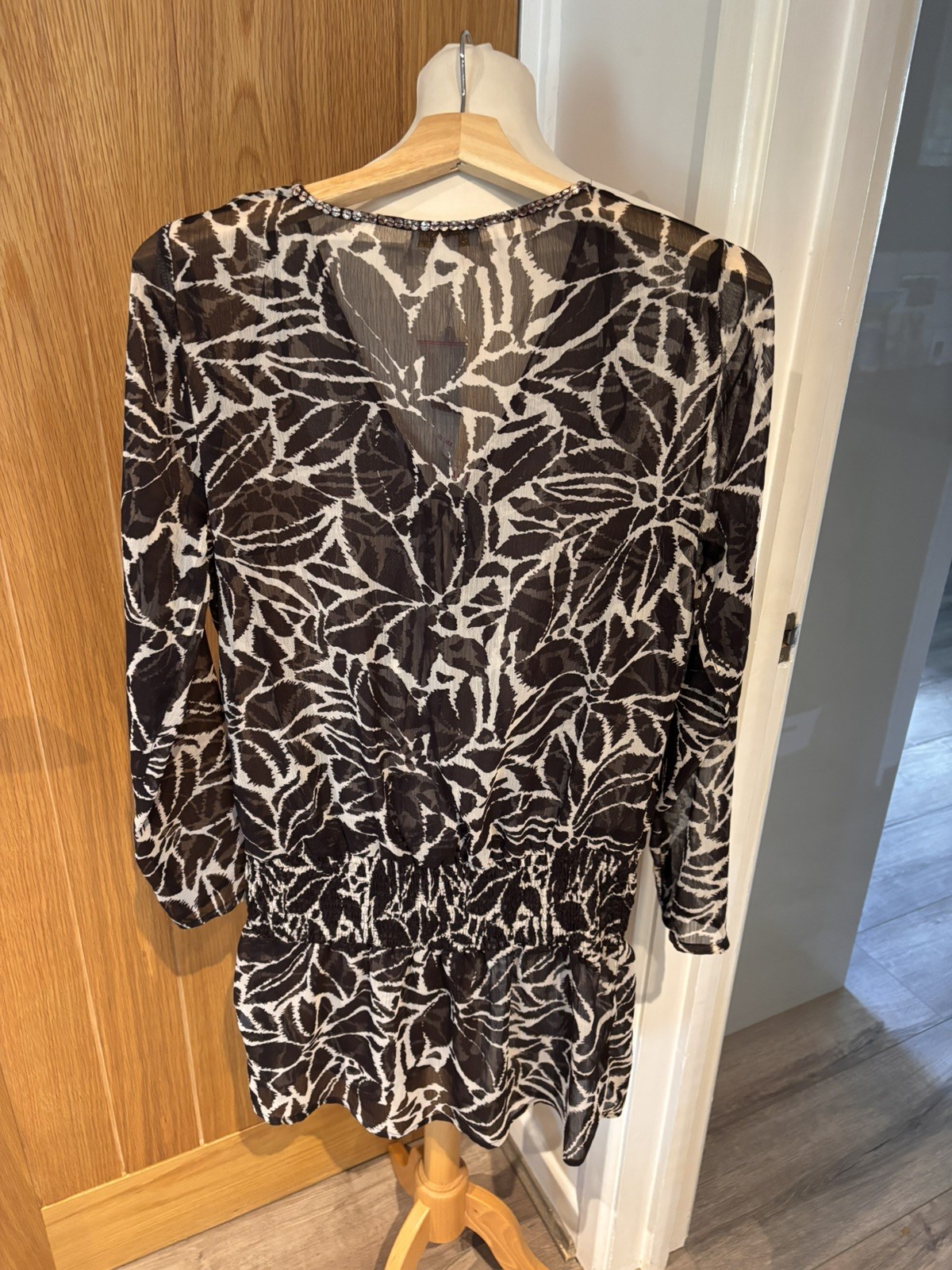 Accessorize Ladies Brown+Beige Geometric Sequinned Beach Cover Up Size L BNWT