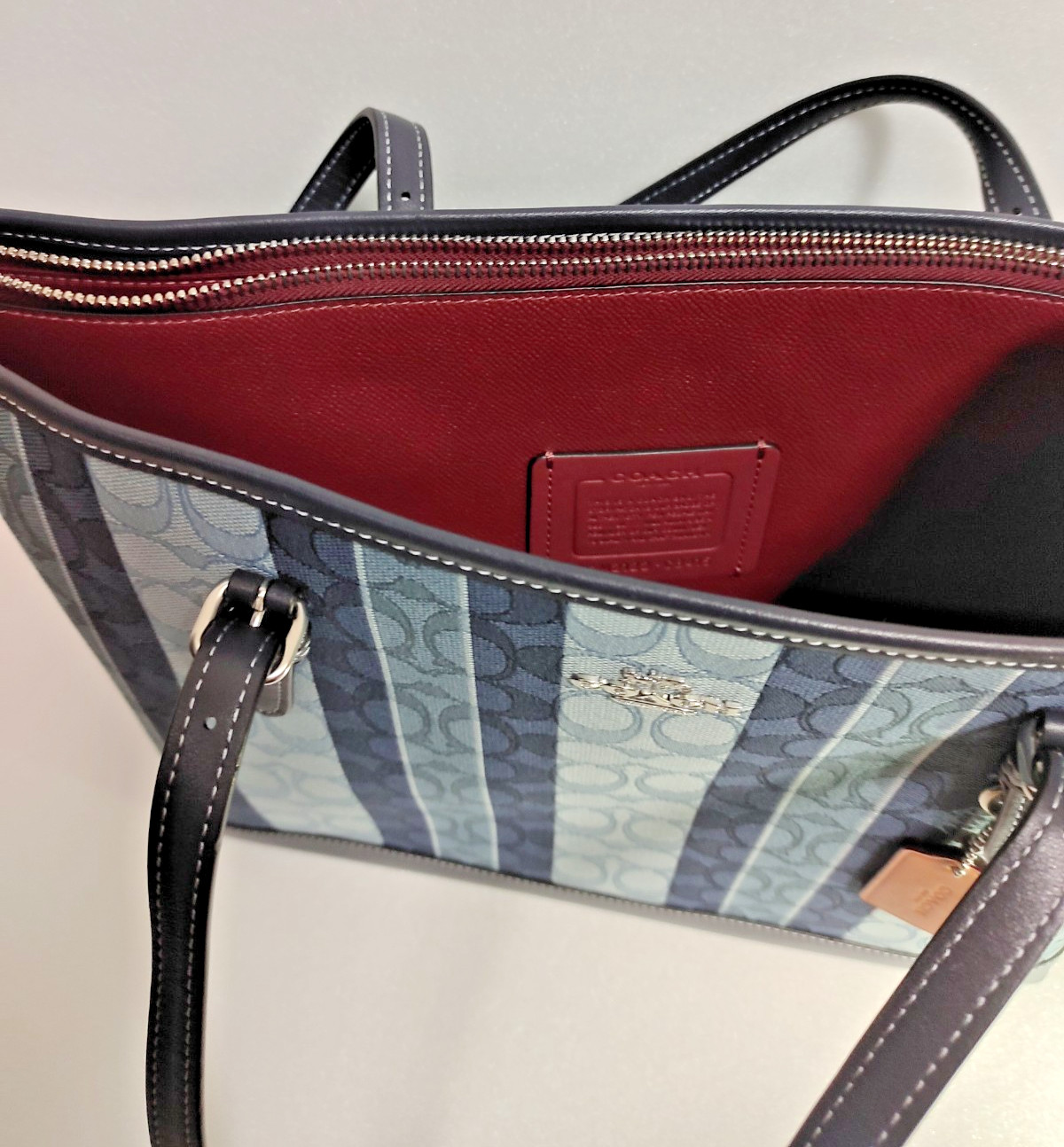 COACH Mollie Tote Bag Midnight Multi Signature Jacquard Stripes C8415 Mint New