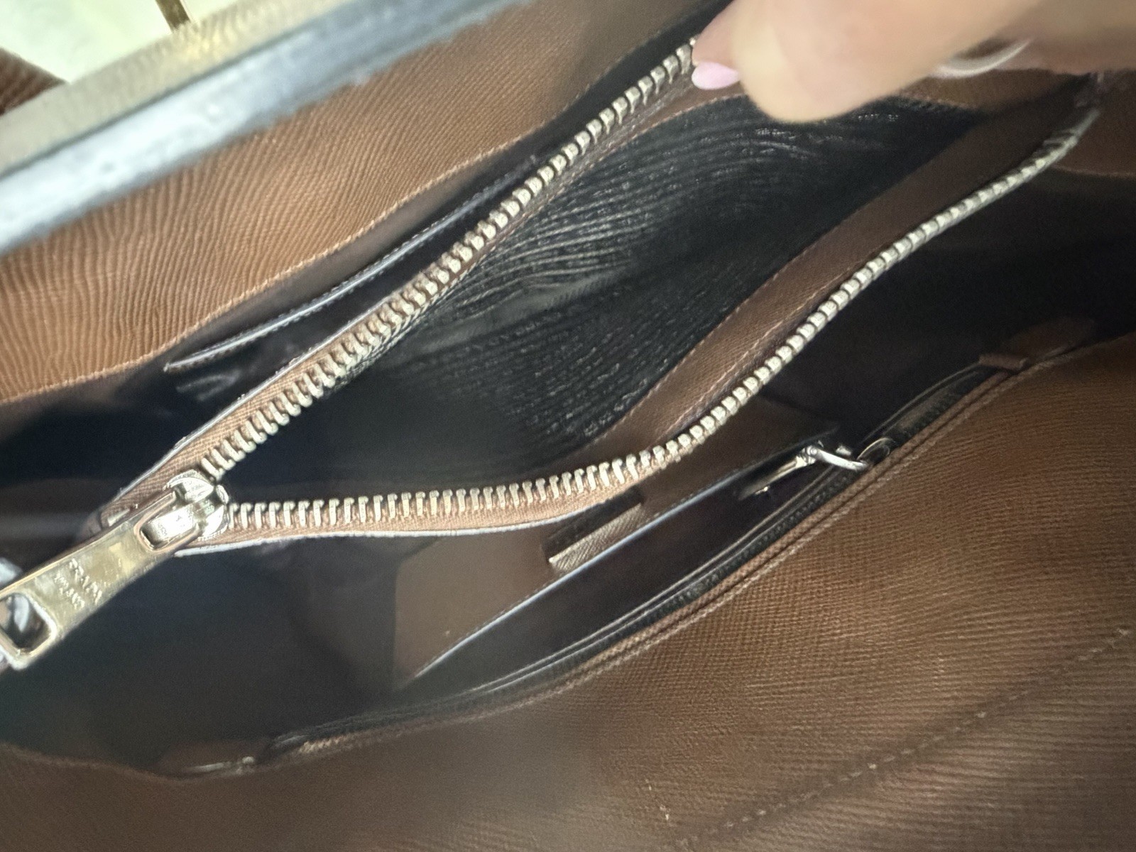 Prada Galleria Double Zip Tote Brown Saffiano Executive Handbag w/ 2 COA