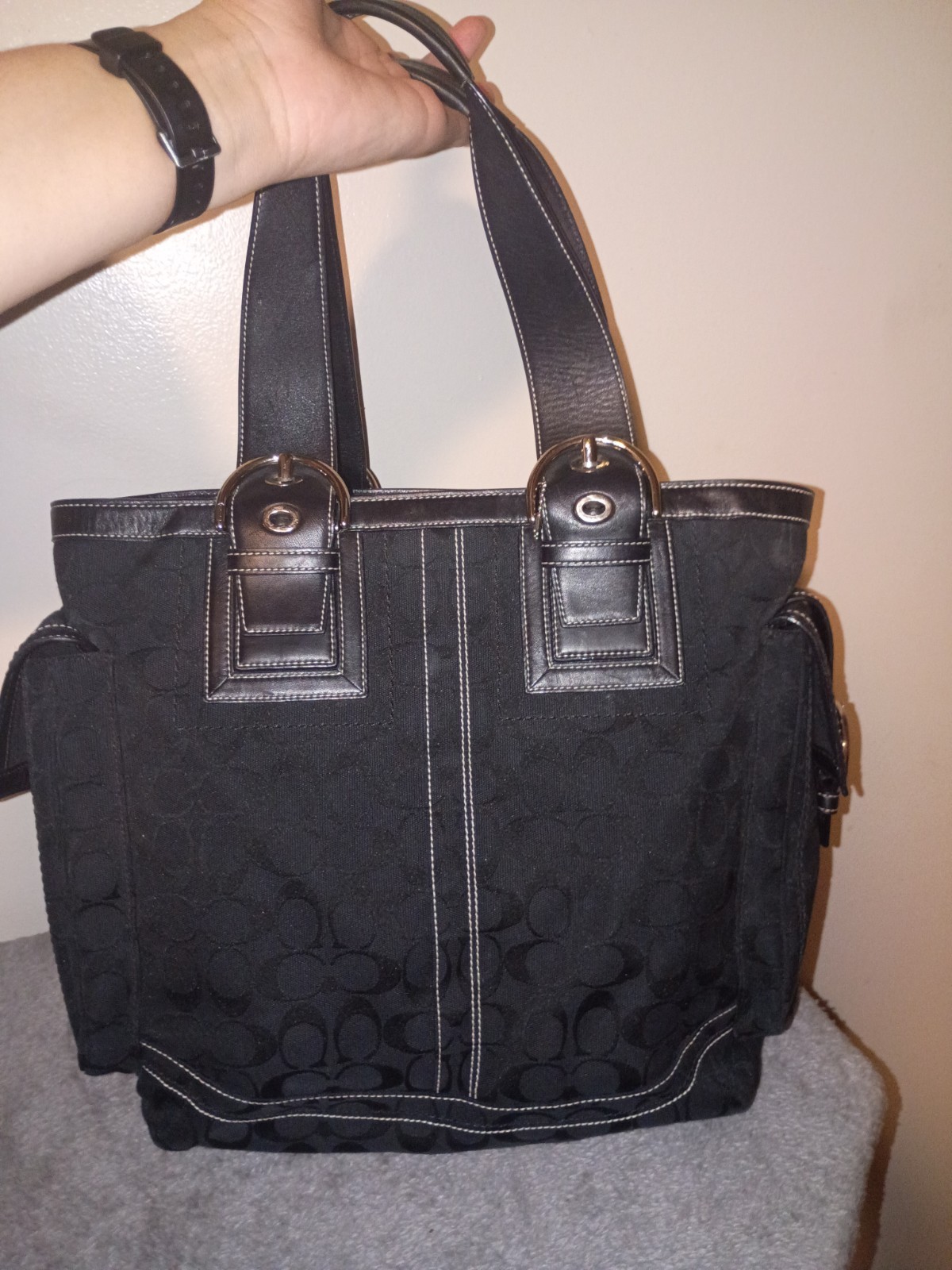 Coach Signature Black Medium Tote Bag, Zip Closure, Silver Hardware, Charm