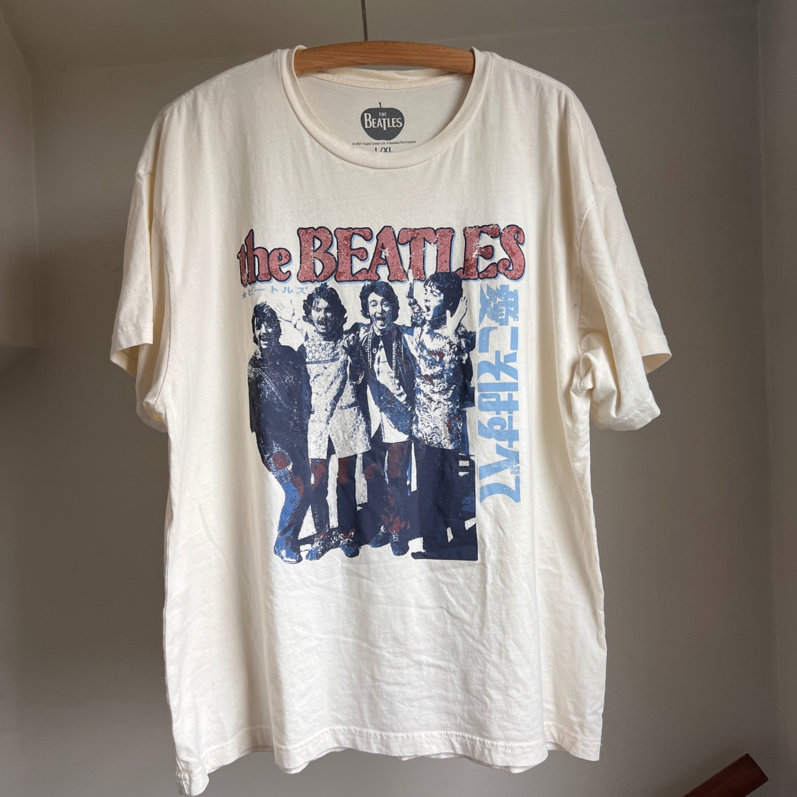 The Beatles Graphic T-Shirt Large/Extra Large Cream Japanese Text Band Merch Tee