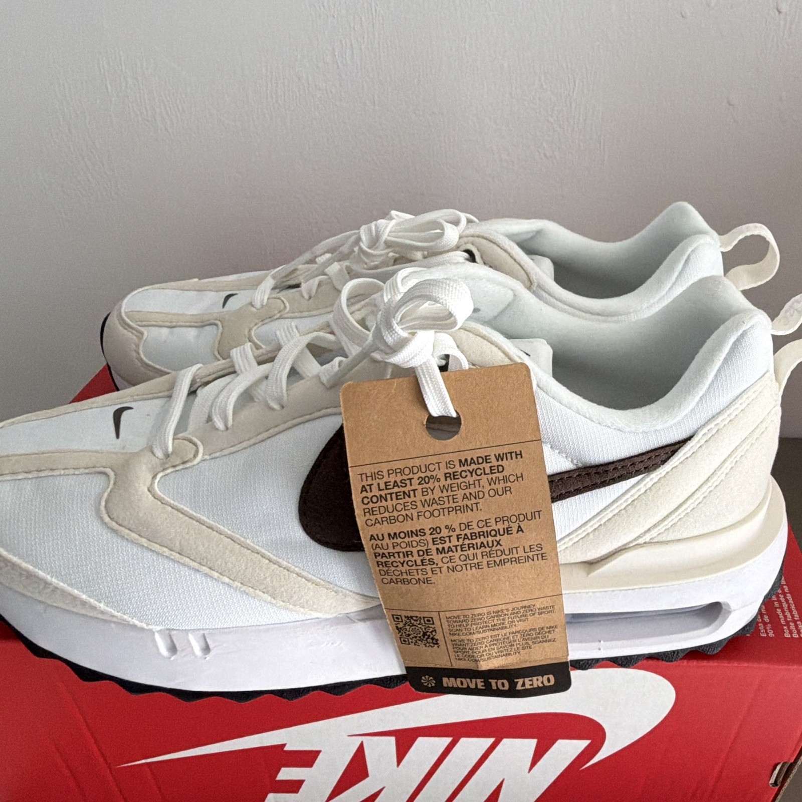 Nike Air Max Dawn Women’s Mesh Low Top Lace-Up Sneakers DC4068-102