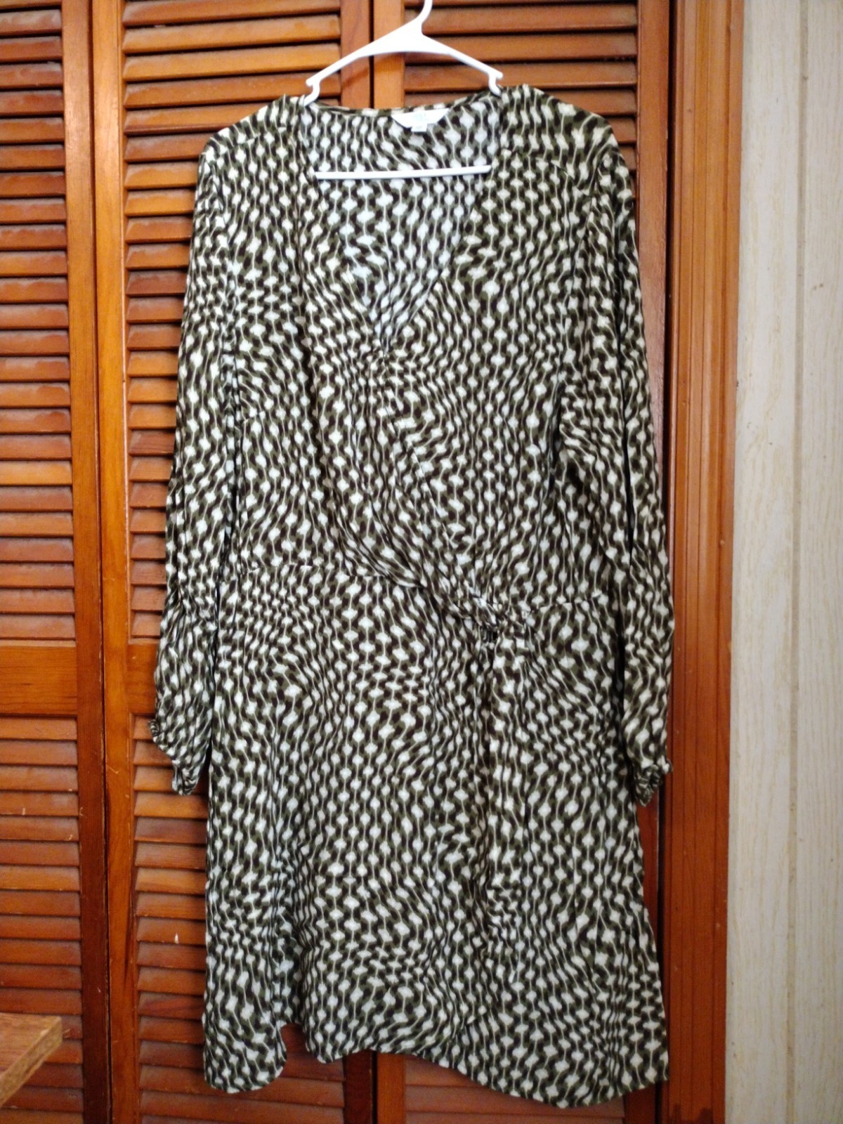 Time & Tru Women’s Multicolored Long Sleeve Knee Length Dress Size 3XL/22
