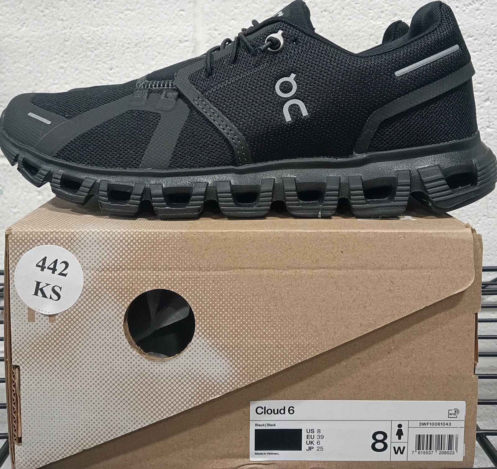 Women’s On Cloud 6 Black/Black (3WF10061043) – 8