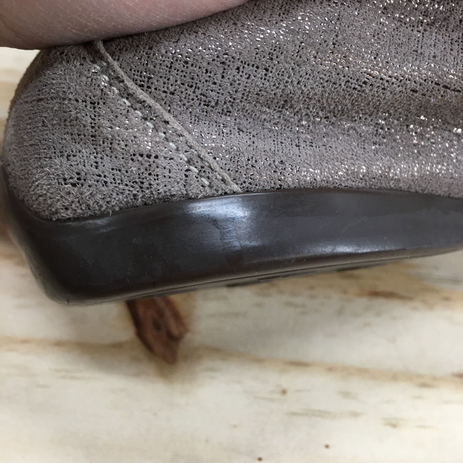 AGL Attilio Giusti Leombruni Loafers Womens 39 Taupe Suede Metallic Slip On