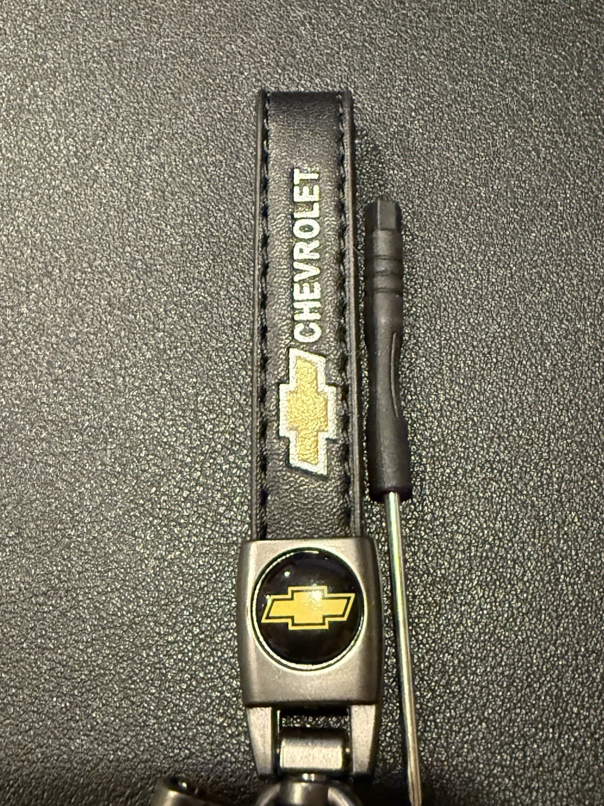 Leather Car Keychain Key Chain Chevrolet Bow Tie Yellow Logo Car Keychain NWT