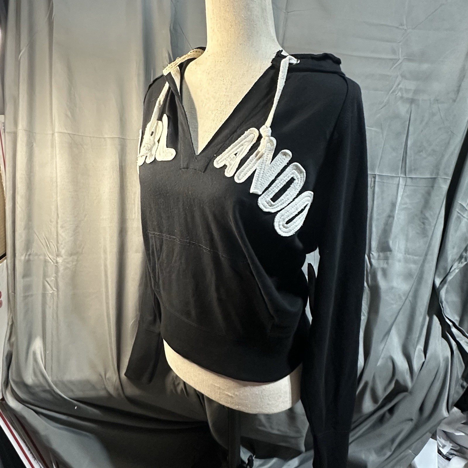 Orlando Sweatshirt U.S. Apparel Women’s Size Medium Black White