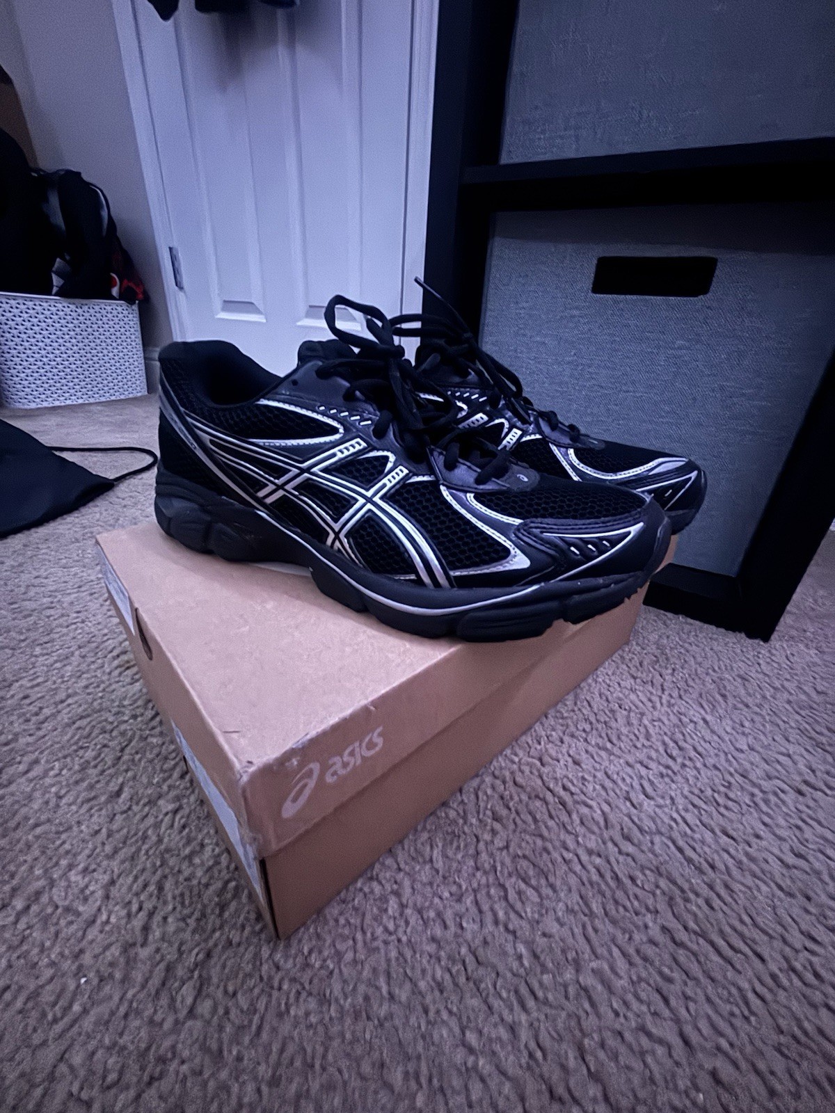 ASICS GT 2160 Black/Pure Silver Size 10
