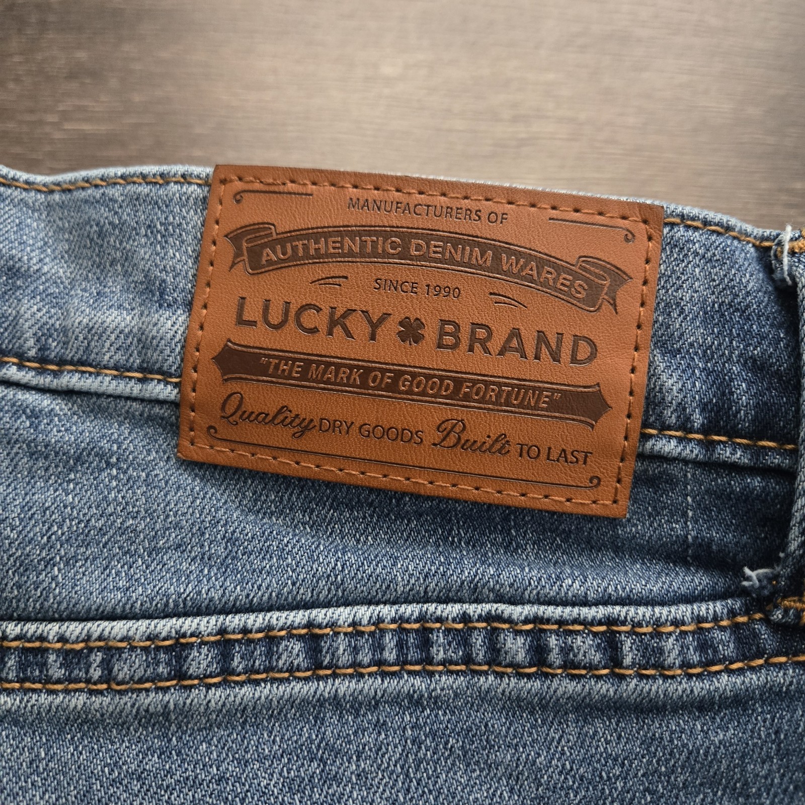 Lucky Brand 223 Straight Jeans Mens 36×30 Stretch Denim