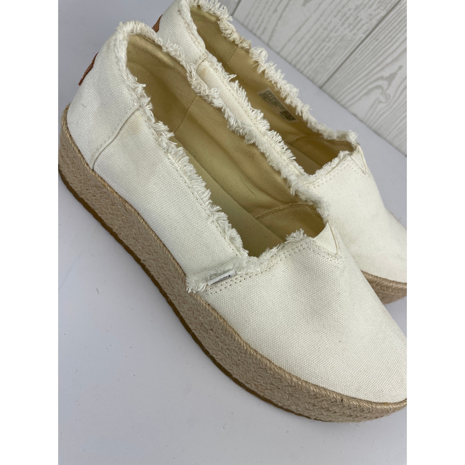 TOMS Valencia White Canvas Platform Espadrille Slip On Shoes Womens Size 8