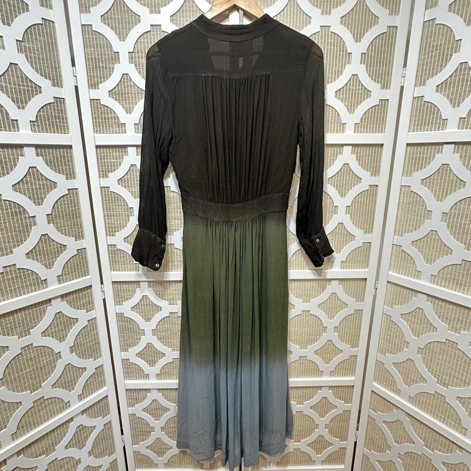 Attic and Barn Ombre Chiffon Maxi Dress Womens 42 (10) Pleated Boho Flowy *Flaw