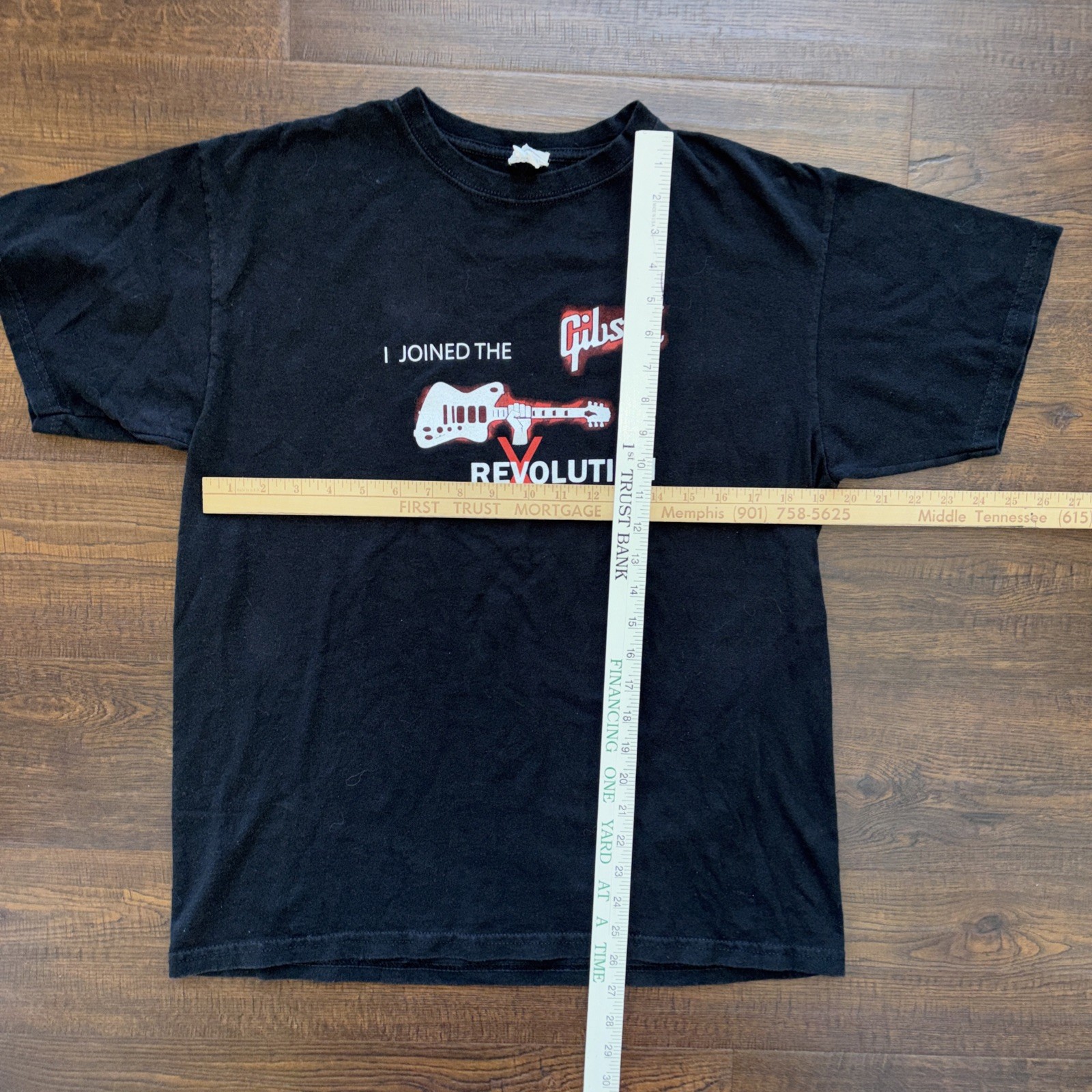 Gibson Guitars “I Joined The Gibson Revolution” T Shirt Men’s Black Large