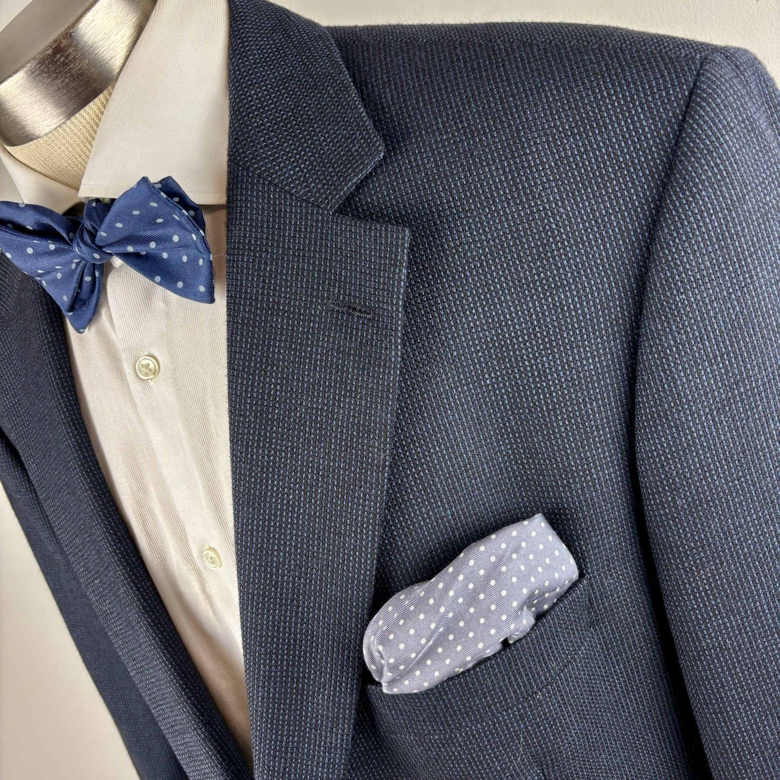 Hugo Boss Pasolini 48L blue black nailhead wool cashmere sport coat