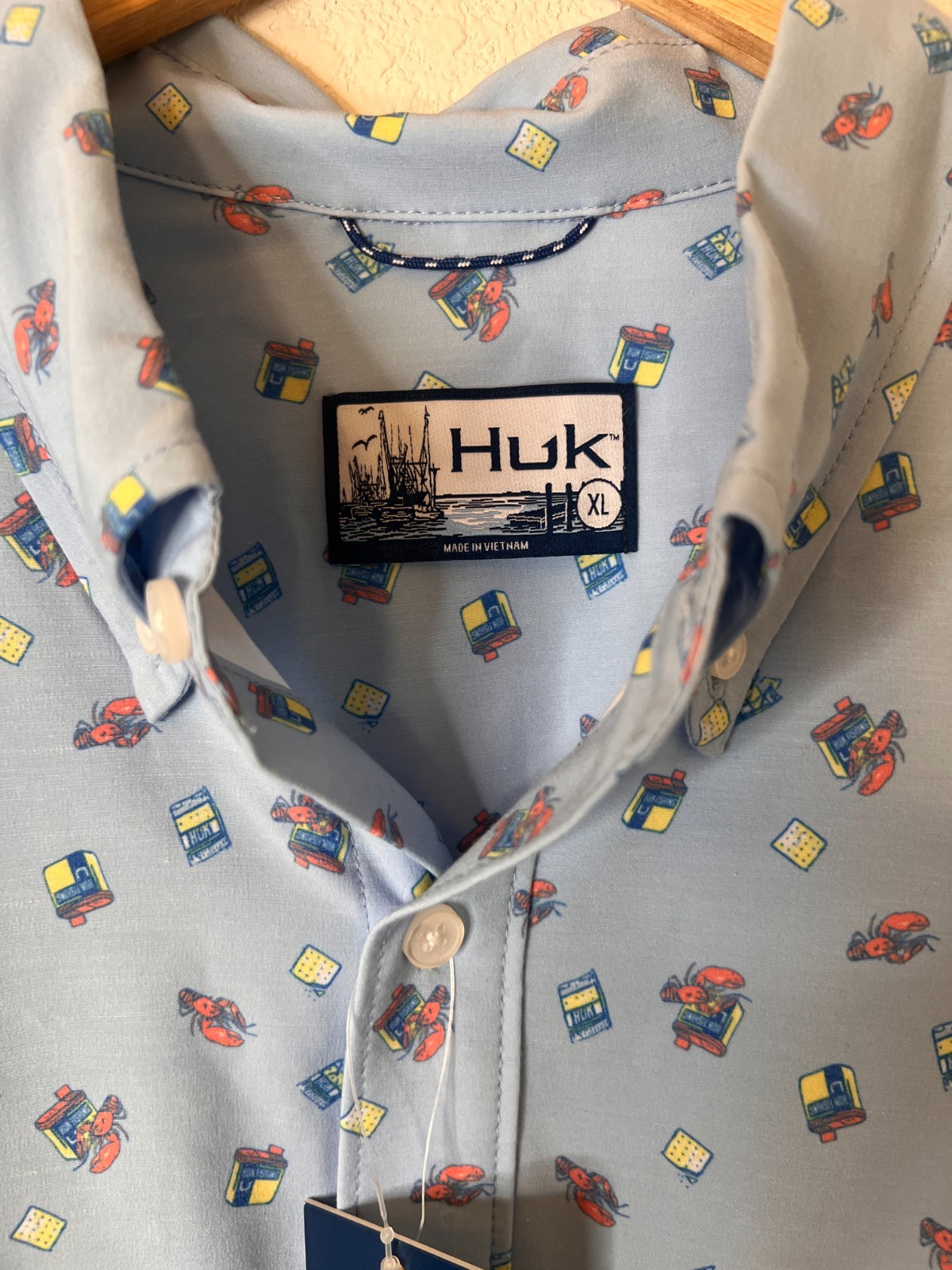 Huk Fishing Shirt UPF 30+ Button Down Short Sleeve Kona Print XL NWT
