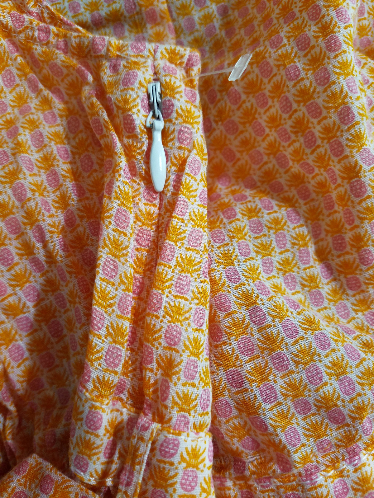 J CREW Ladies Sleeveless Blouse Size 4 Coral Orange Pineapple Empire Deep U Neck