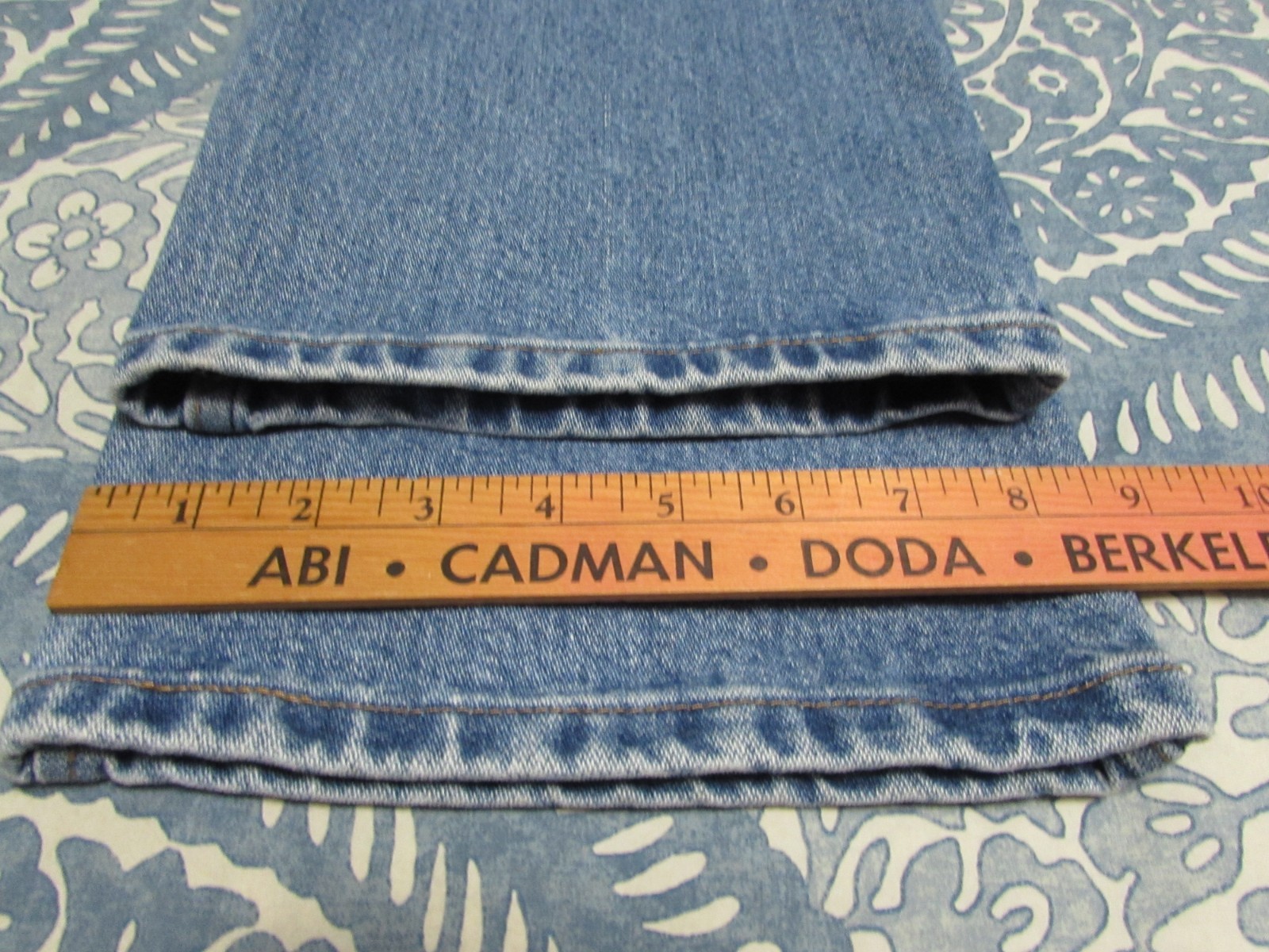 VTG Wrangler 47MWZ Jeans Men 37×31 Blue Denim Light Wash Cowboy Cut US Fabric